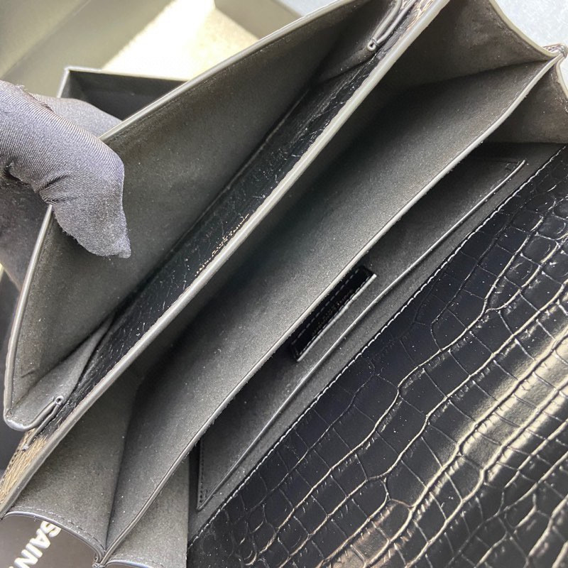 YSL SUNSET MEDIUM IN CROCODILE-EMBOSSED LEATHER BLACK 8 X 6.2 X 2.5 INCHES