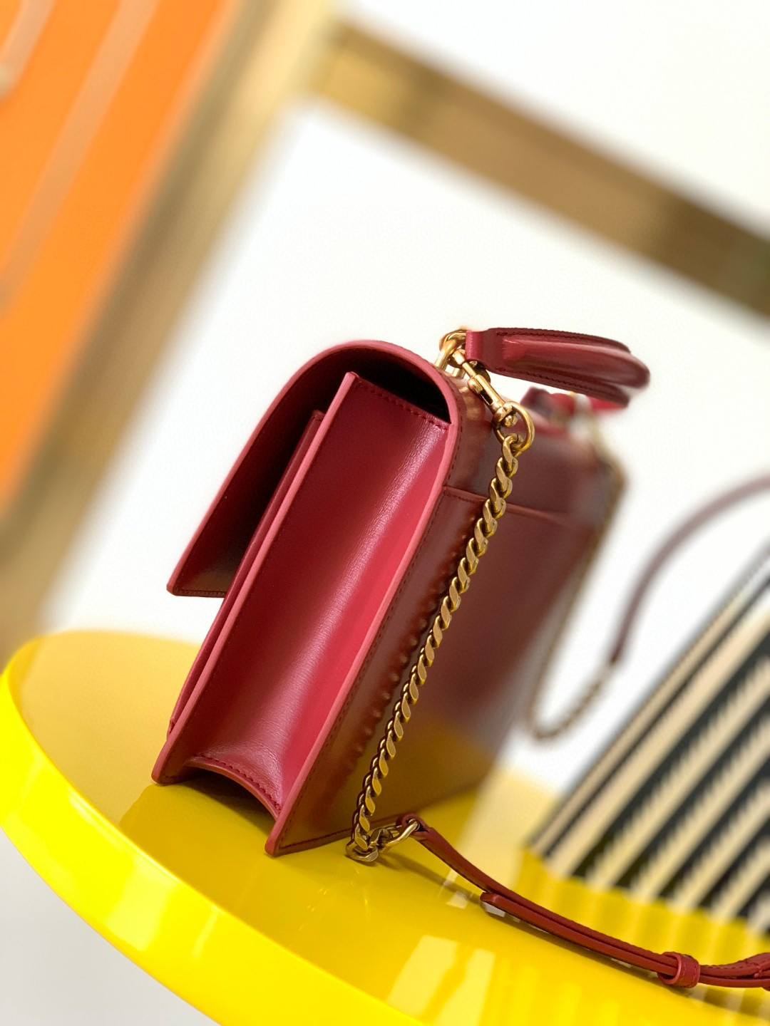 YSL SUNSET LARGE IN SMOOTH LEATHER RED 10.6 X 7 X 3.1 INCHES