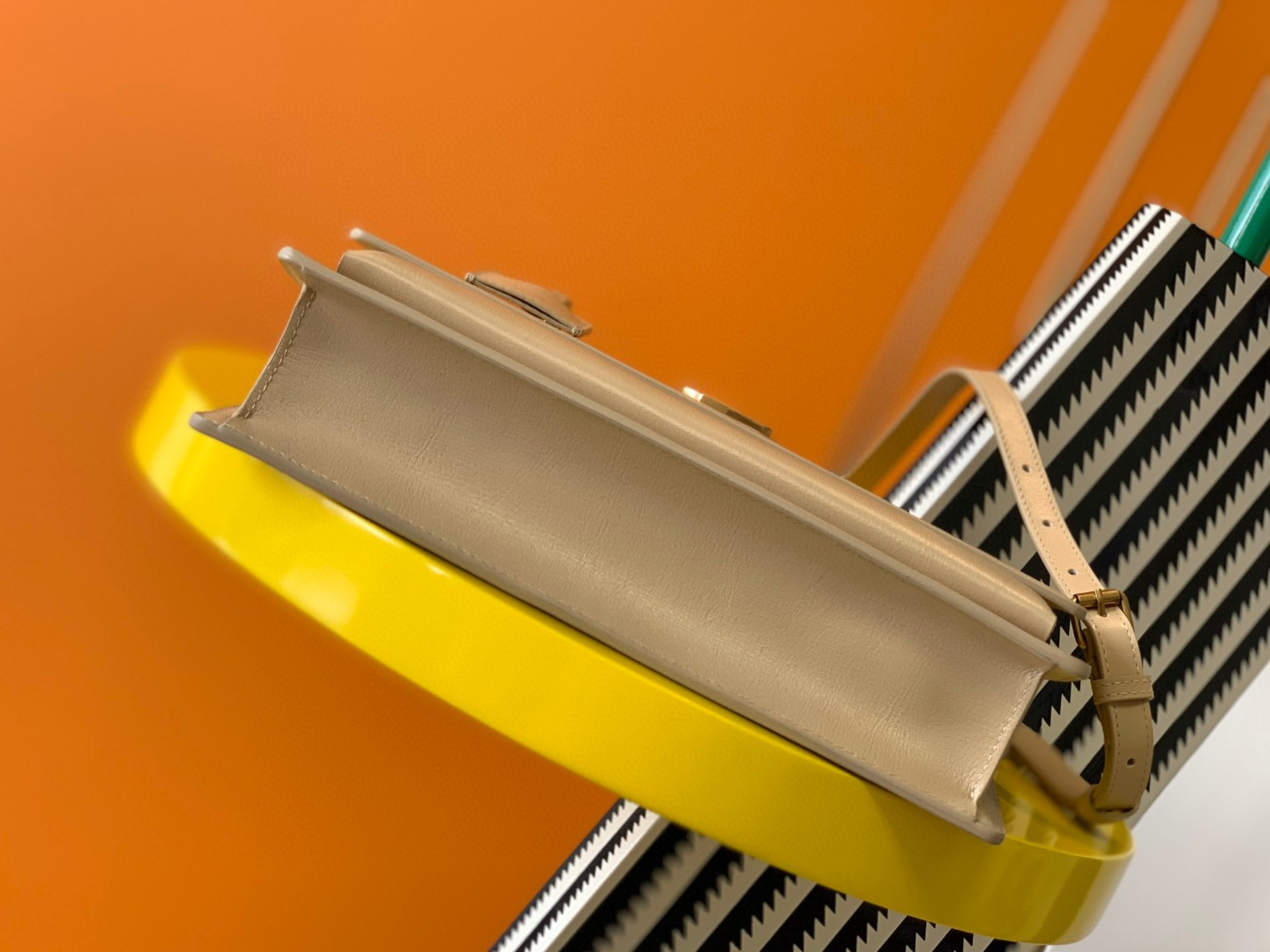 YSL SUNSET LARGE IN SMOOTH LEATHER BEIGE 10.6 X 7 X 3.1 INCHES