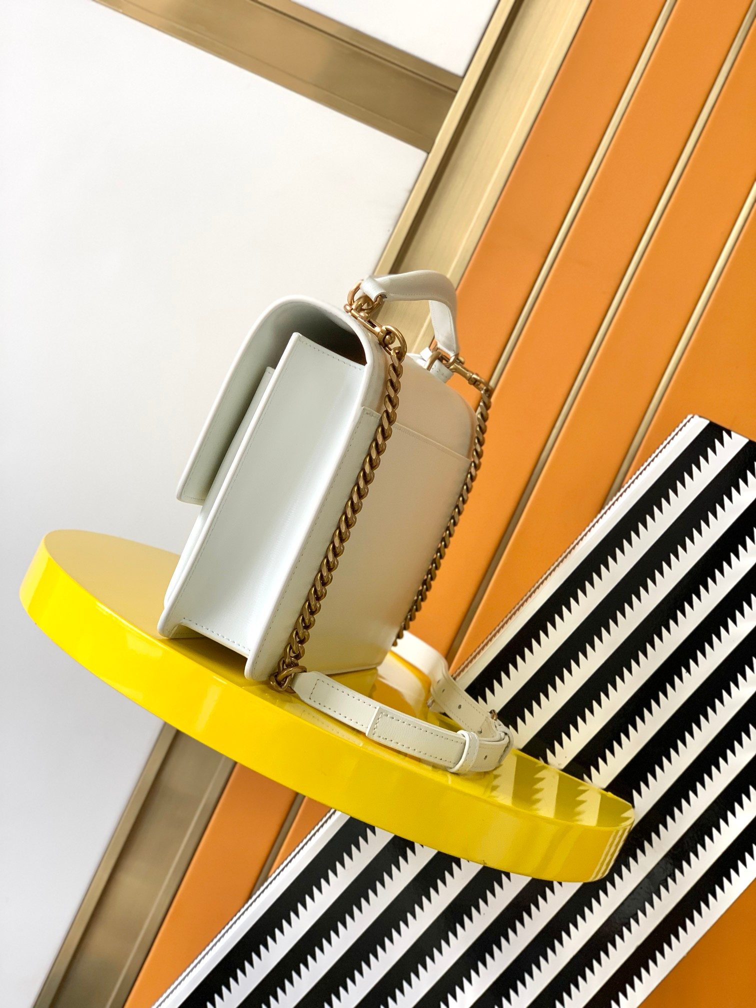 YSL SUNSET LARGE IN SMOOTH LEATHER WHITE 10.6 X 7 X 3.1 INCHES