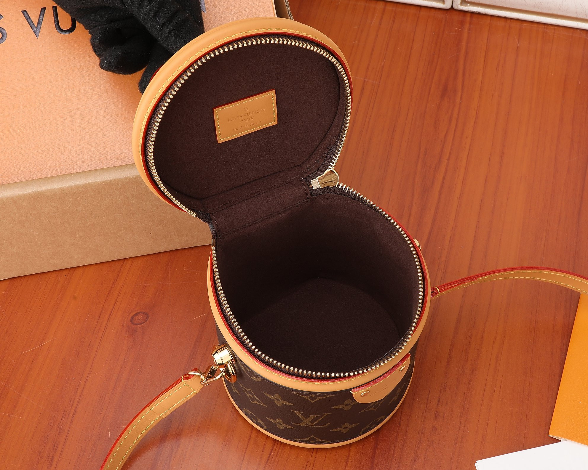 Louis Vuitton LV M82952 Nano Cannes 14.5x14x12 cm