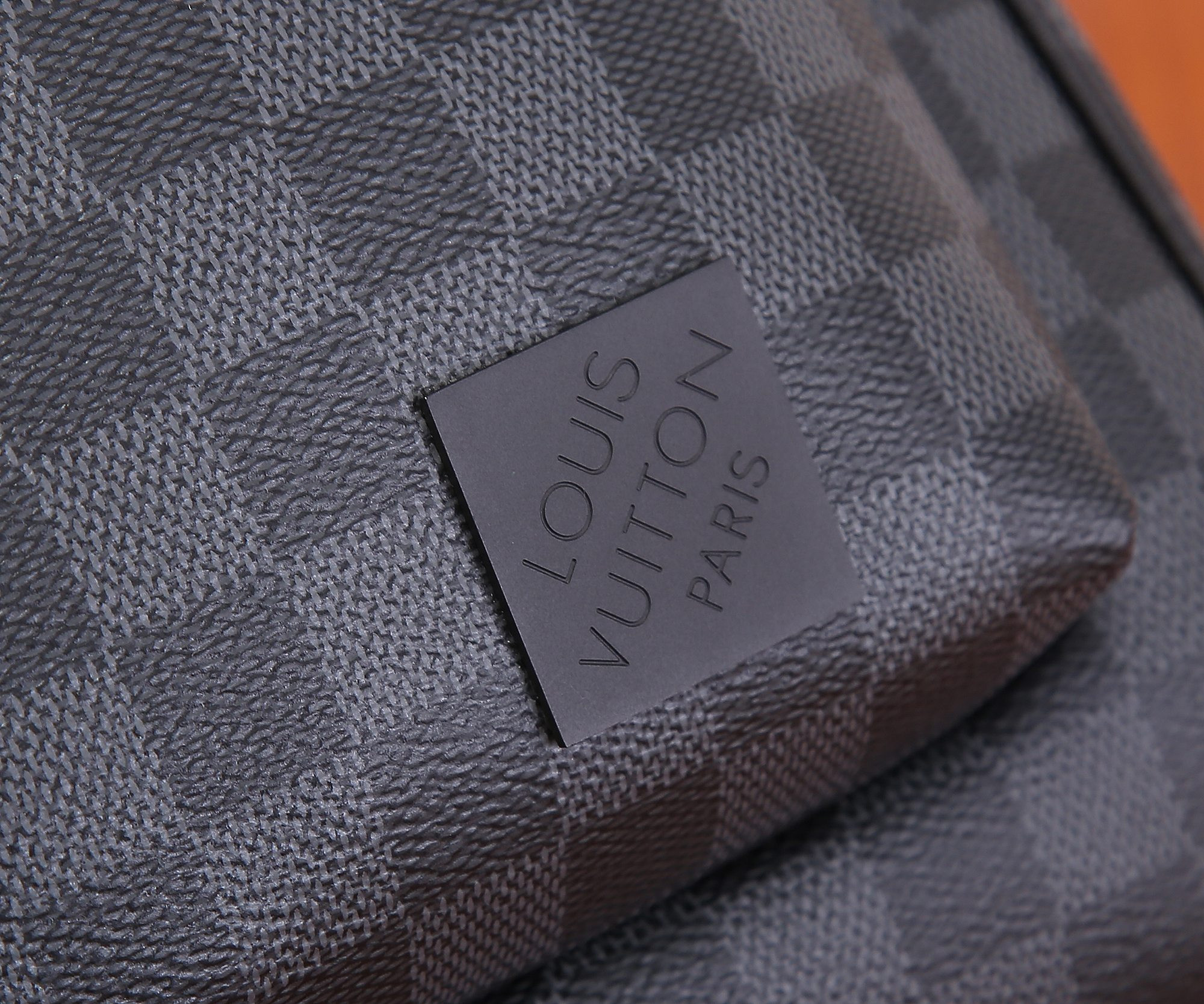 Louis Vuitton N40499 Avenue Backpack 40 x 31 x 15 cm