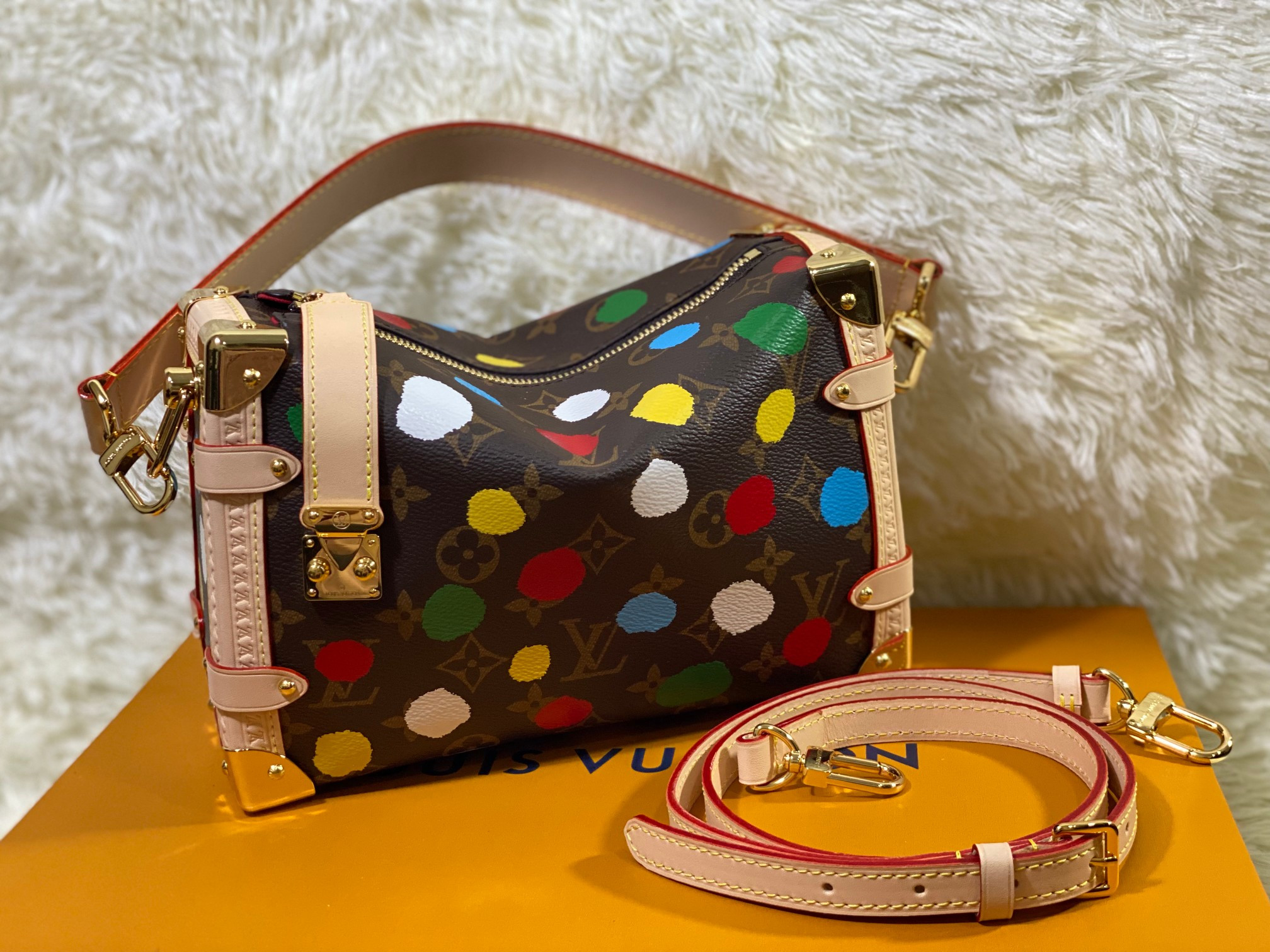 Louis Vuitton M46396 21x14x6cm