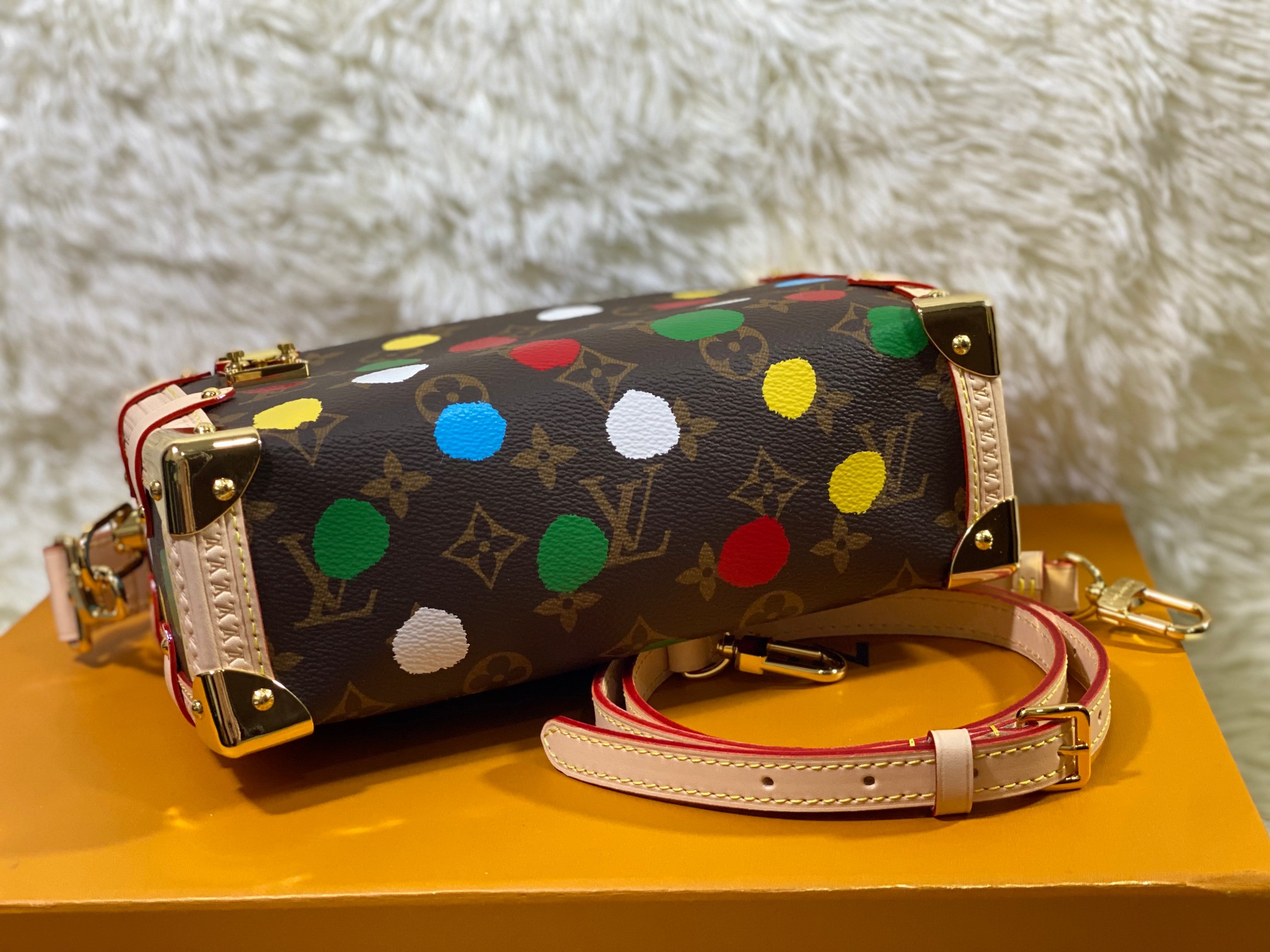 Louis Vuitton M46396 21x14x6cm