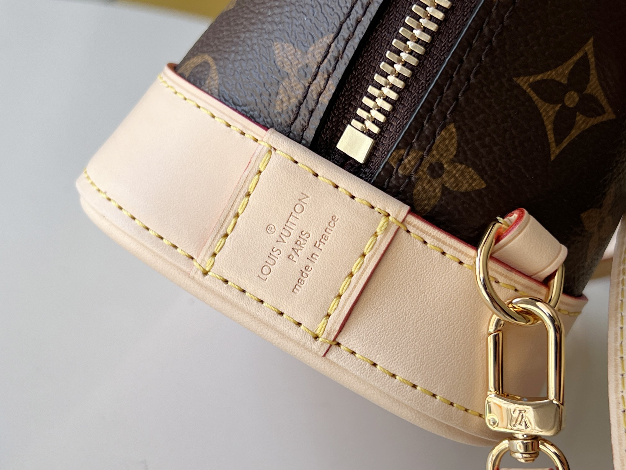 Louis Vuitton M47132 Alma Backpack 15 x 20 x 10 cm