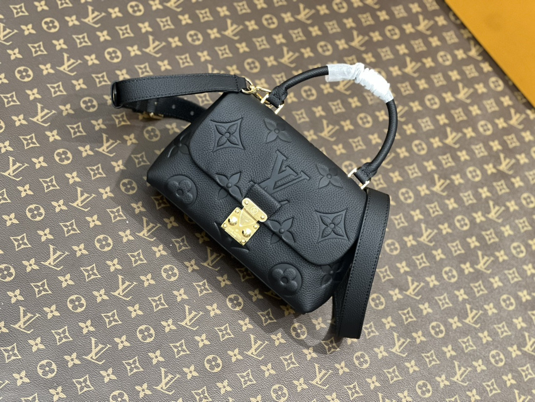 Louis Vuitton M45977 Madeleine BB 9.4 x 6.7 x 3.3 inches