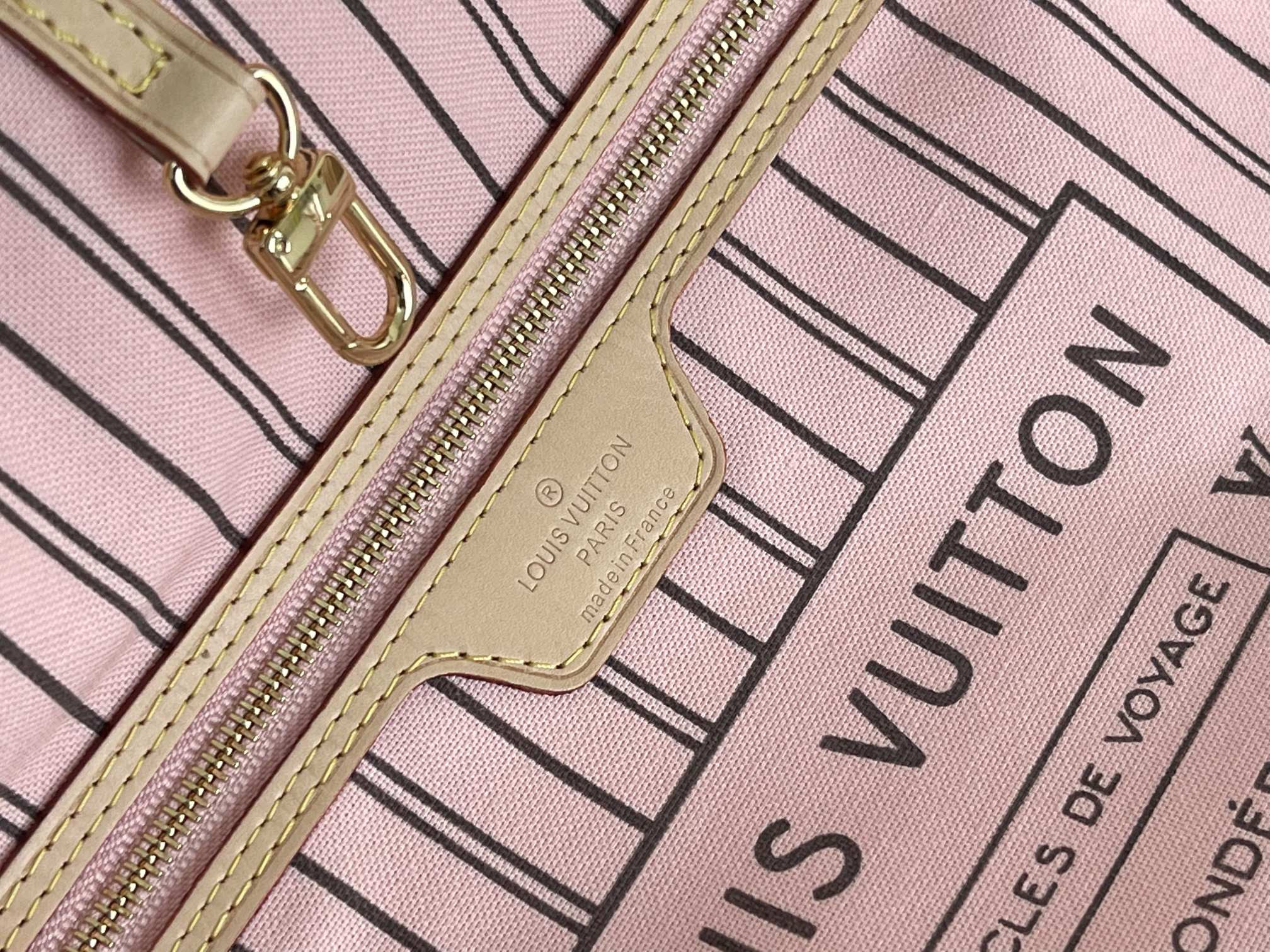 Louis Vuitton M40995 Neverfull MM 12.6 x 11.4 x 6.7 inches Without Box