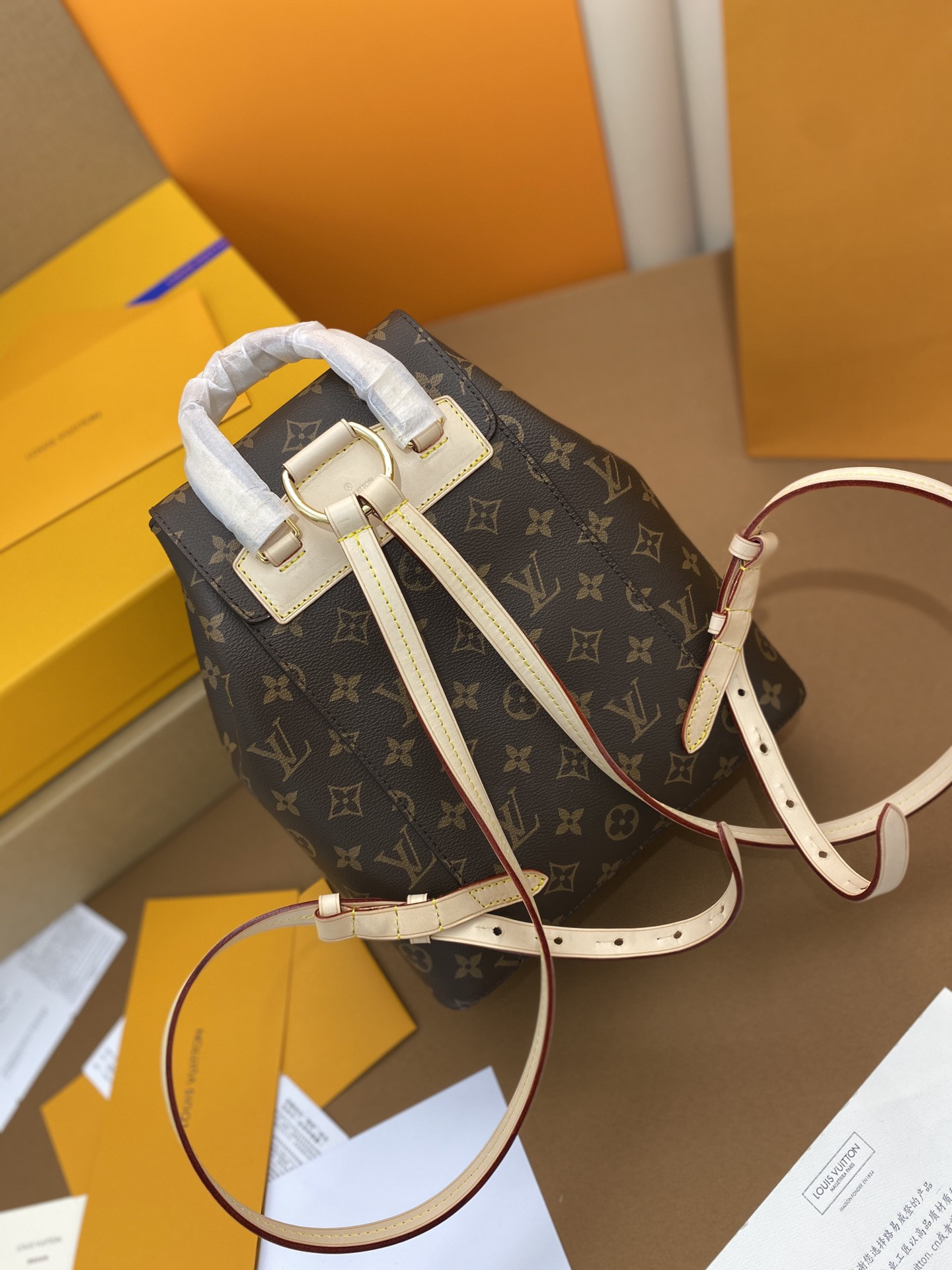 Louis Vuitton M43431 MONTSOURIS 29 x 25.5 x 9 cm