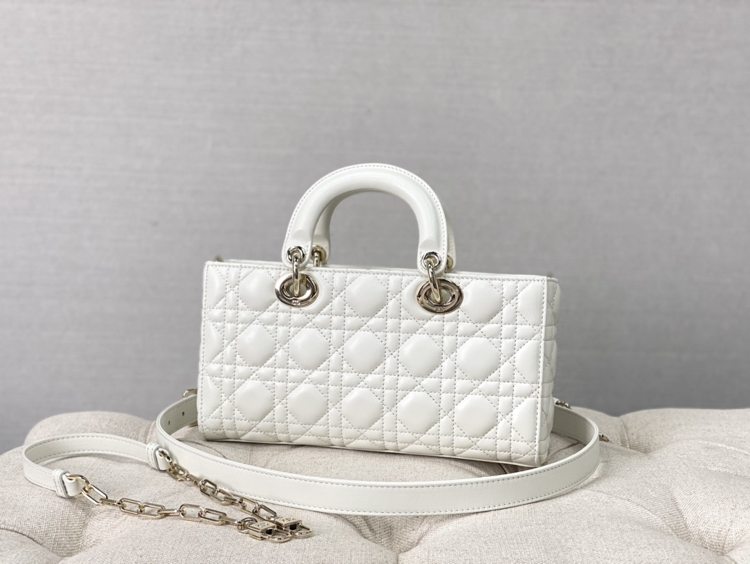 Dior Lady D-Joy bag medium White 26 x 13.5 x 5 cm