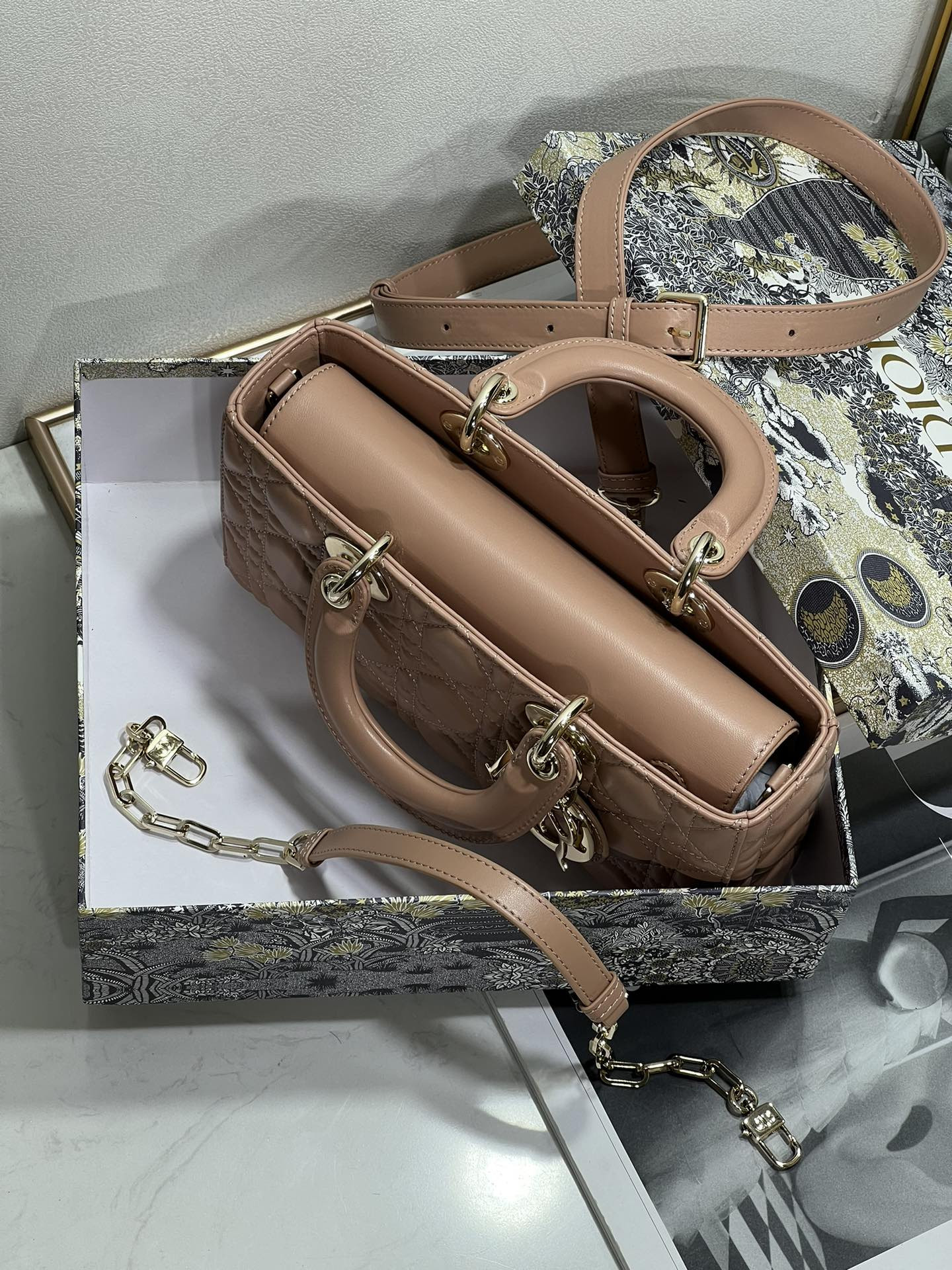 Dior Lady D-Joy bag medium Dark pink 26 x 13.5 x 5 cm