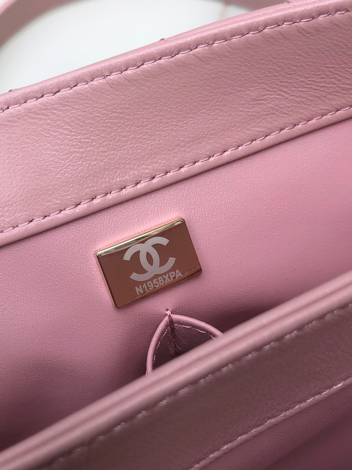 CHANEL FLAP BAG WITH TOP HANDLE PINK 6.6 × 9.8 × 4.7 in