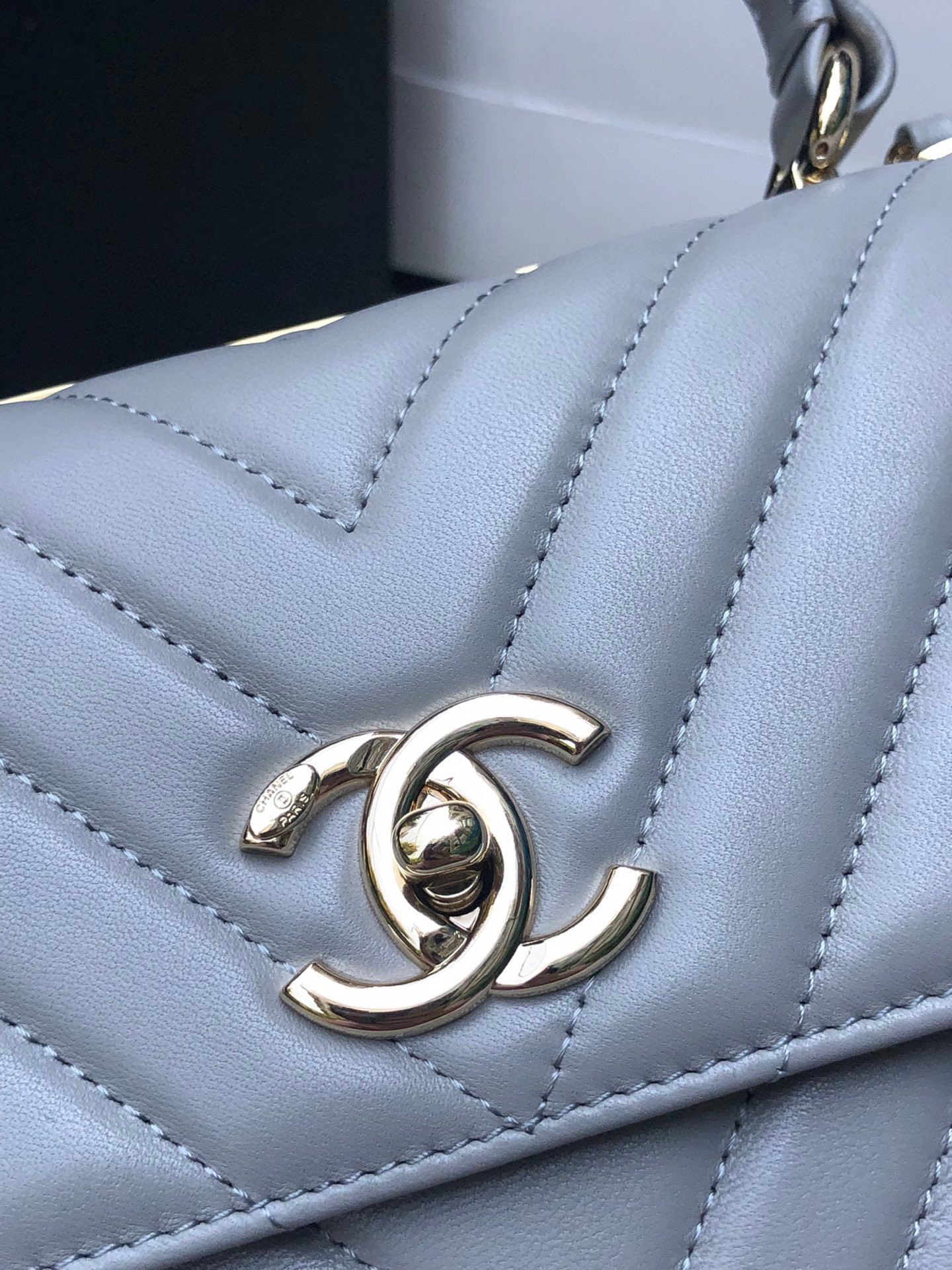 CHANEL FLAP BAG WITH TOP HANDLE GRAY 6.6 × 9.8 × 4.7 in