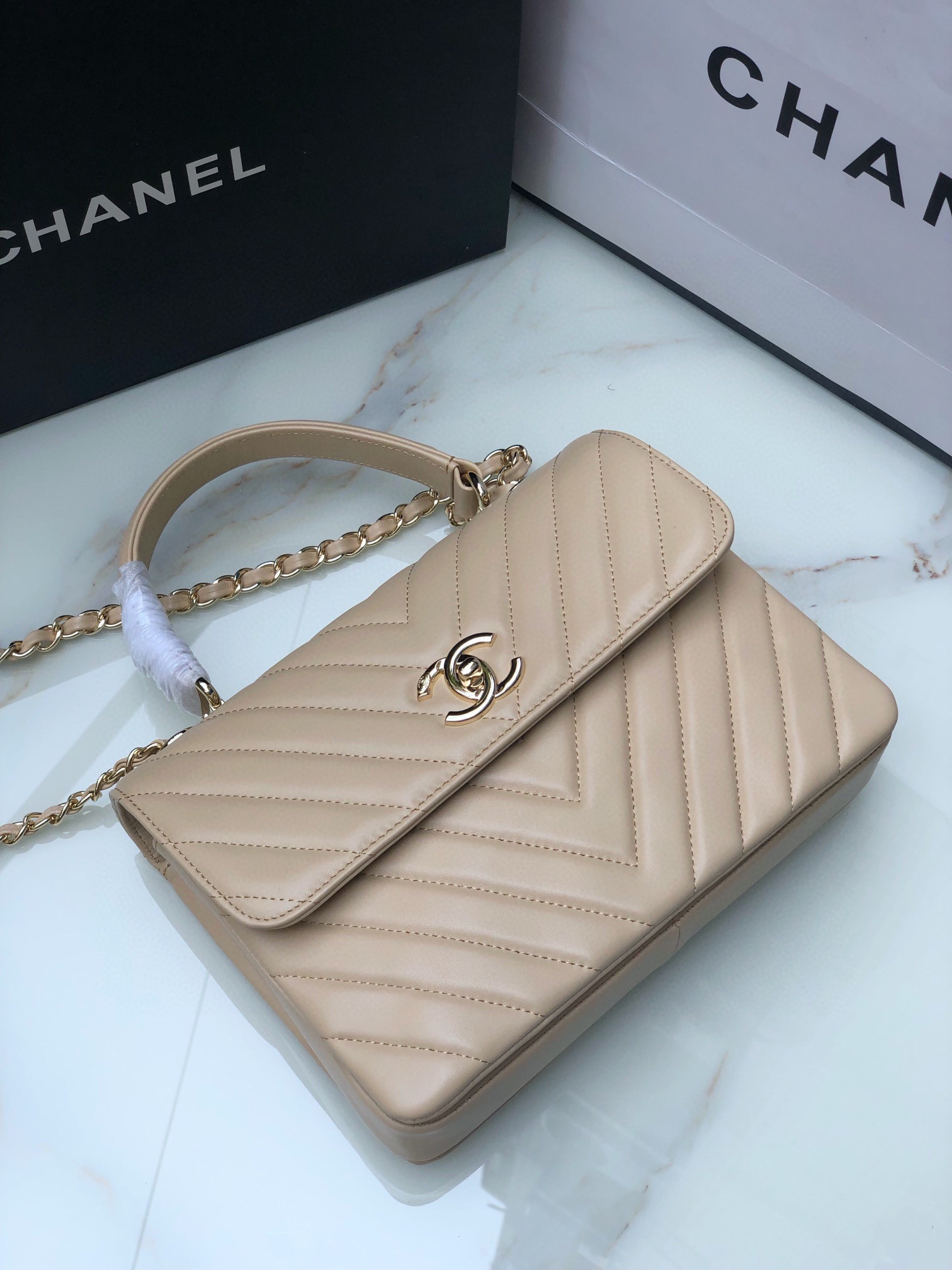 CHANEL FLAP BAG WITH TOP HANDLE BEIGE 6.6 × 9.8 × 4.7 in