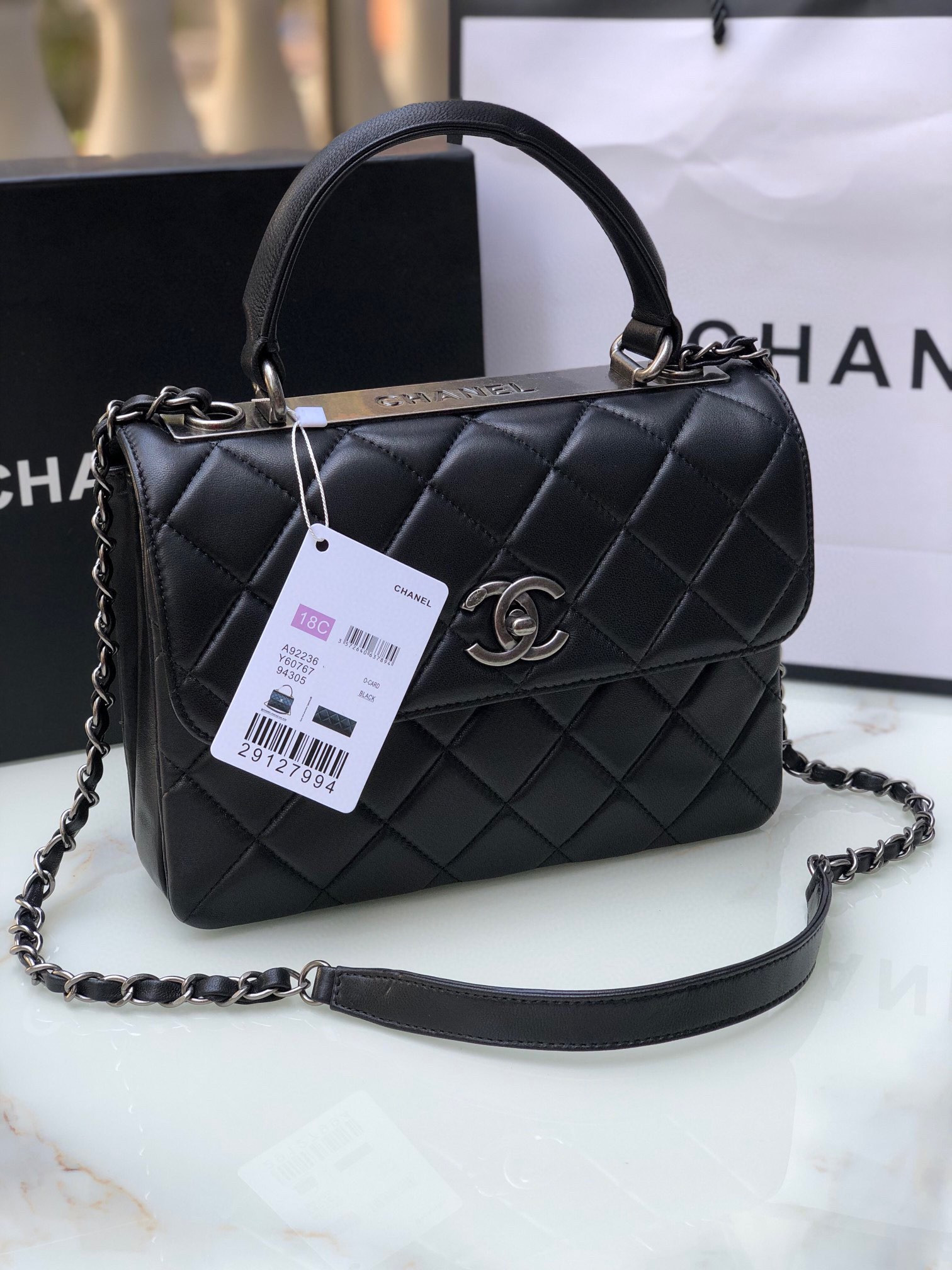 CHANEL FLAP BAG WITH TOP HANDLE 6.6 × 9.8 × 4.7 in