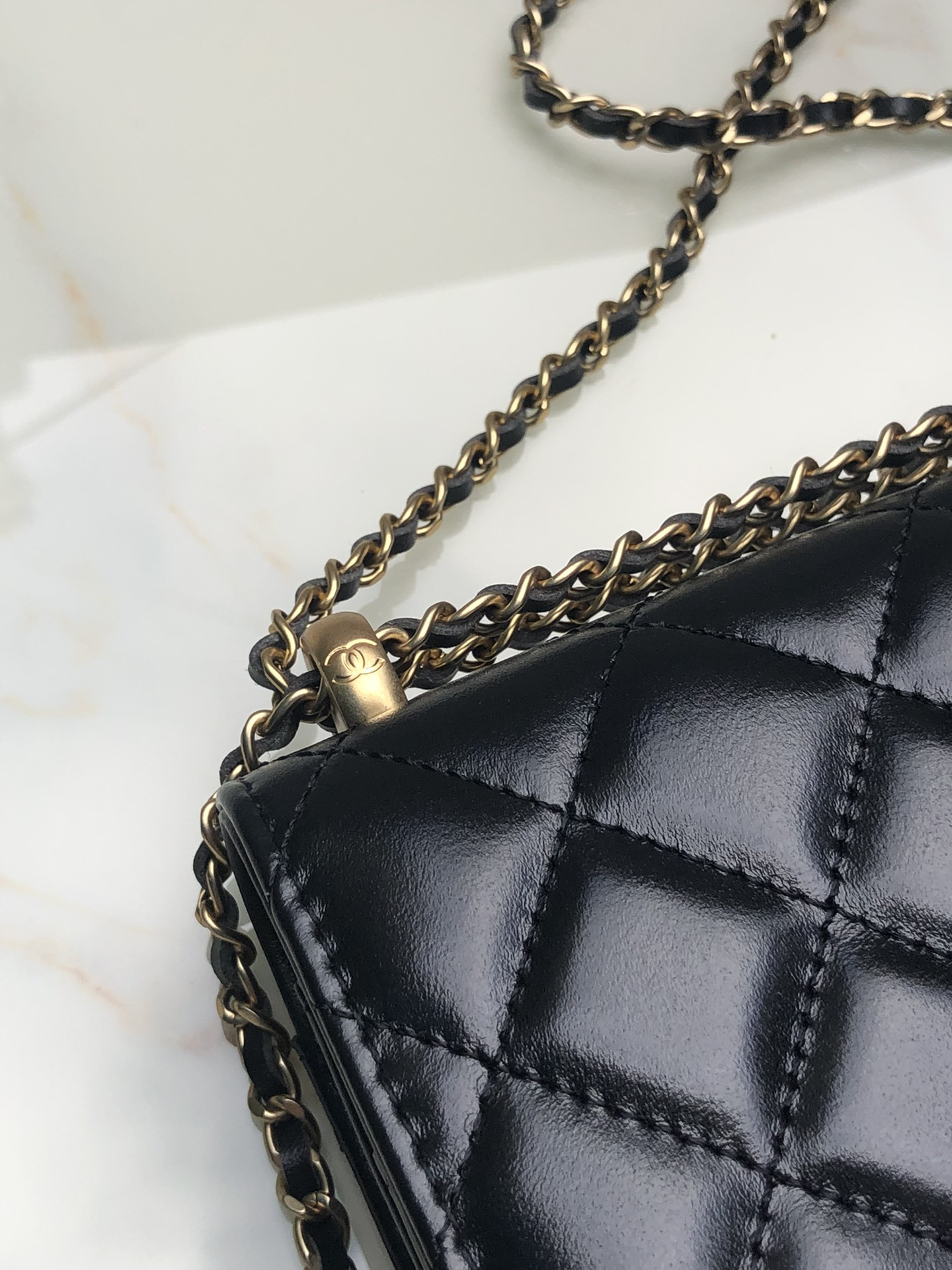 CHANEL CLASSIC WALLET ON CHAIN Black 4.8 × 7.5 × 1.4 in