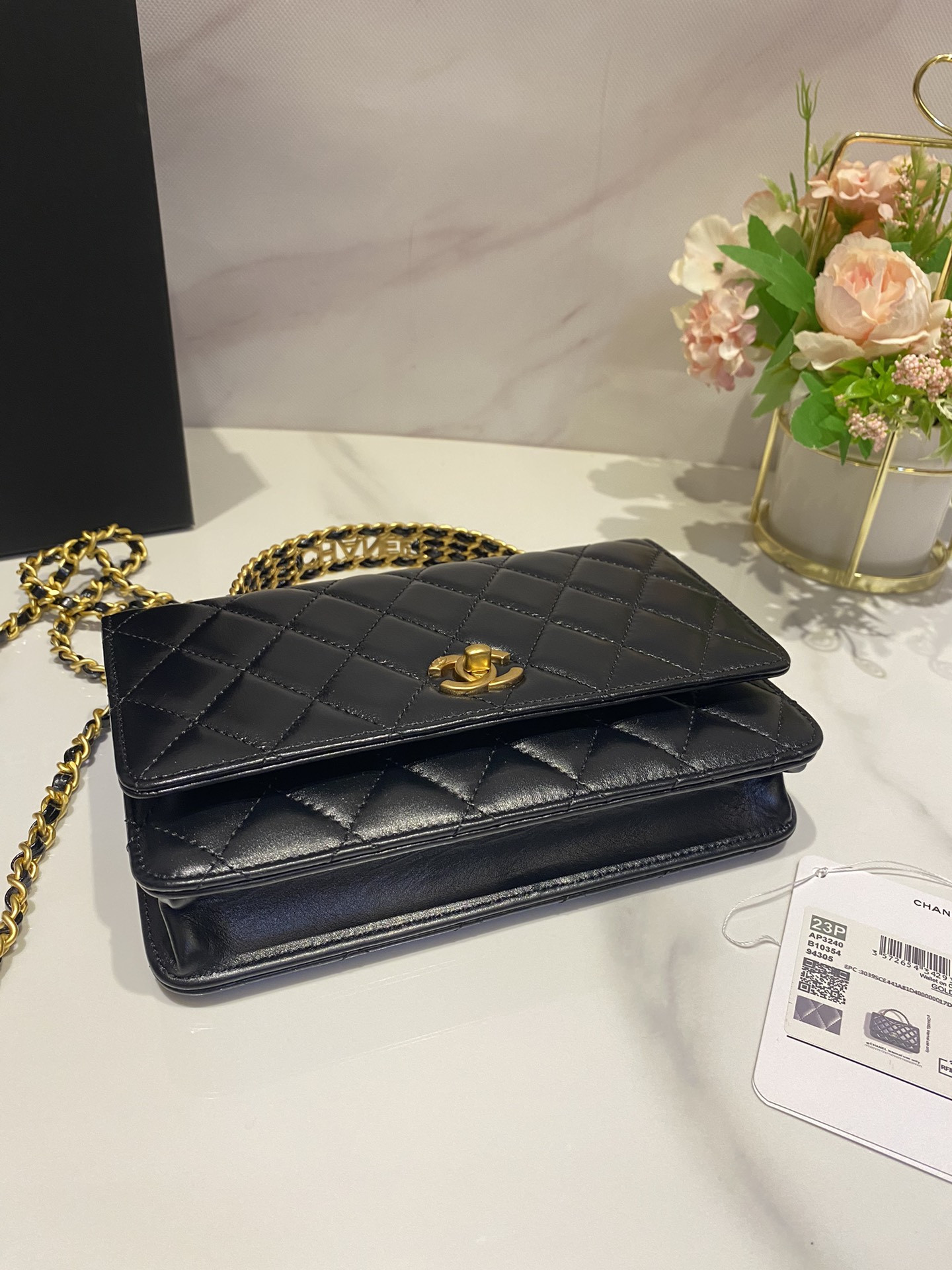 CHANEL CLASSIC WALLET ON CHAIN Rhinestone Handle BLACK 4.8 × 7.5 × 1.4 in