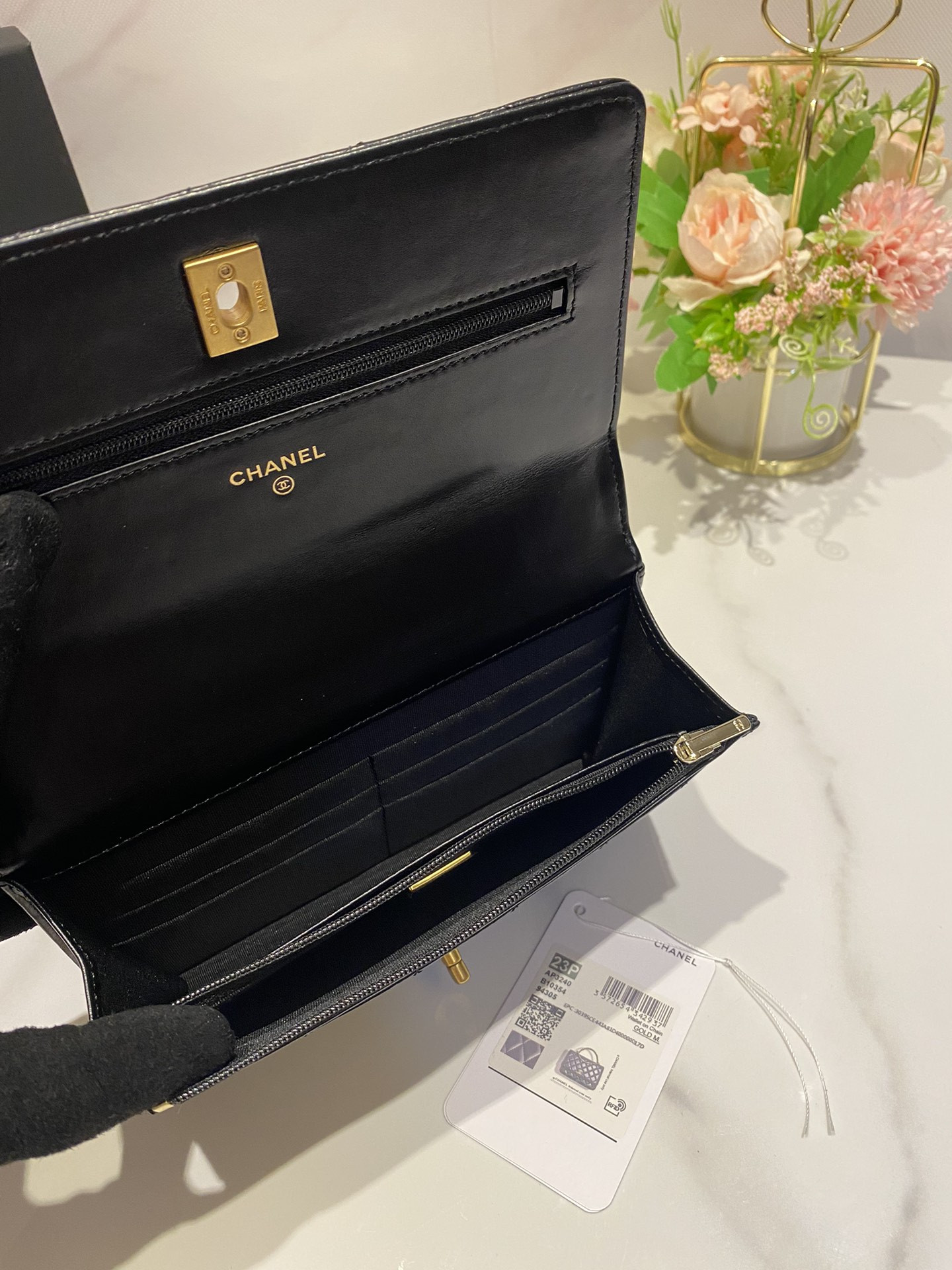 CHANEL CLASSIC WALLET ON CHAIN Rhinestone Handle BLACK 4.8 × 7.5 × 1.4 in