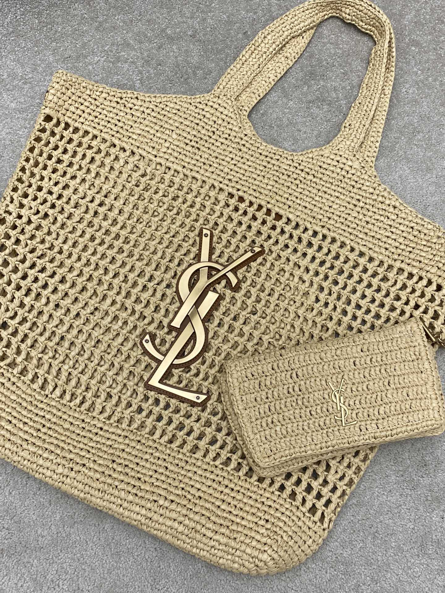 YSL ICARE IN RAFFIA Color Natural 14.6"-21.7"X16.9"X2"