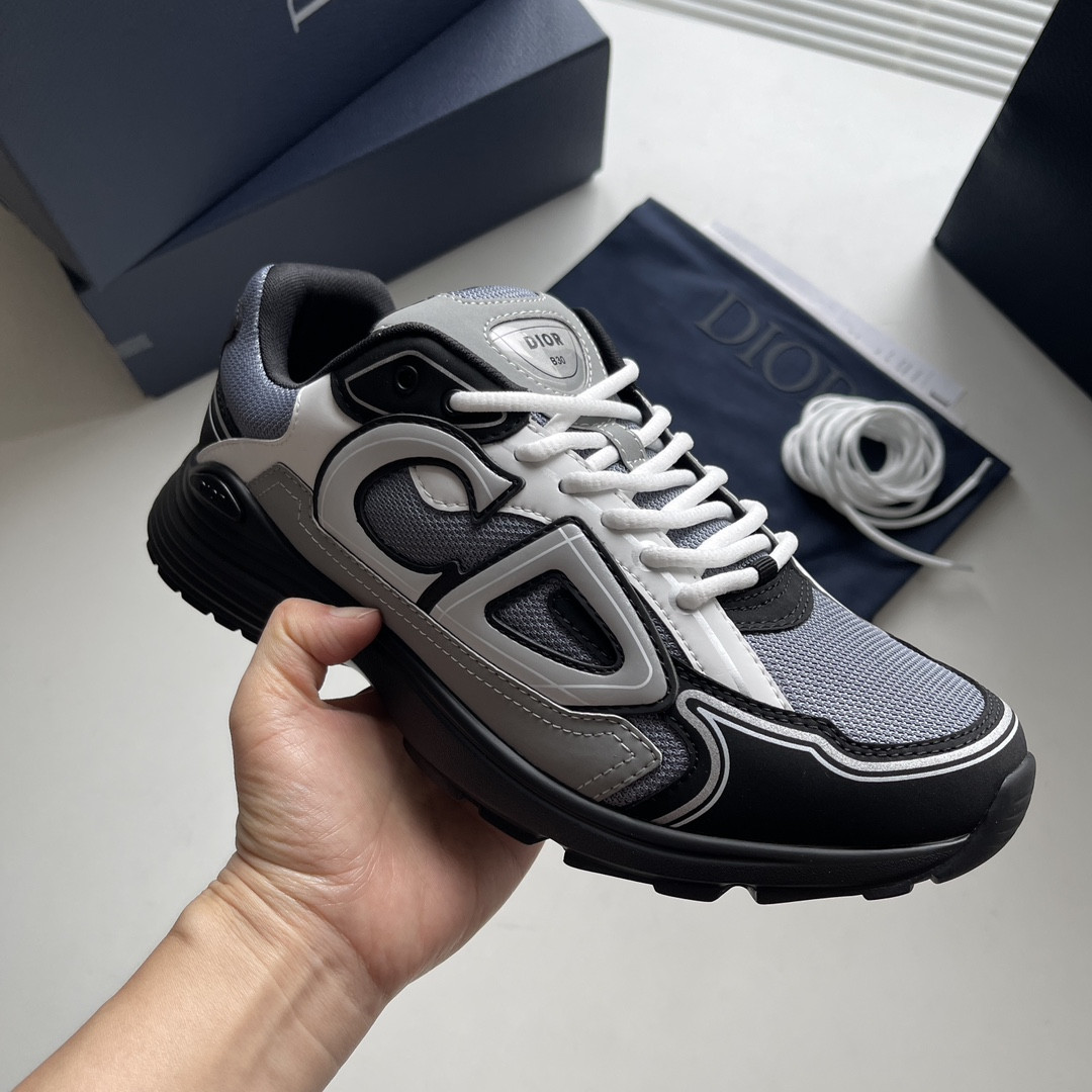 UA Dior B30 Sneaker
