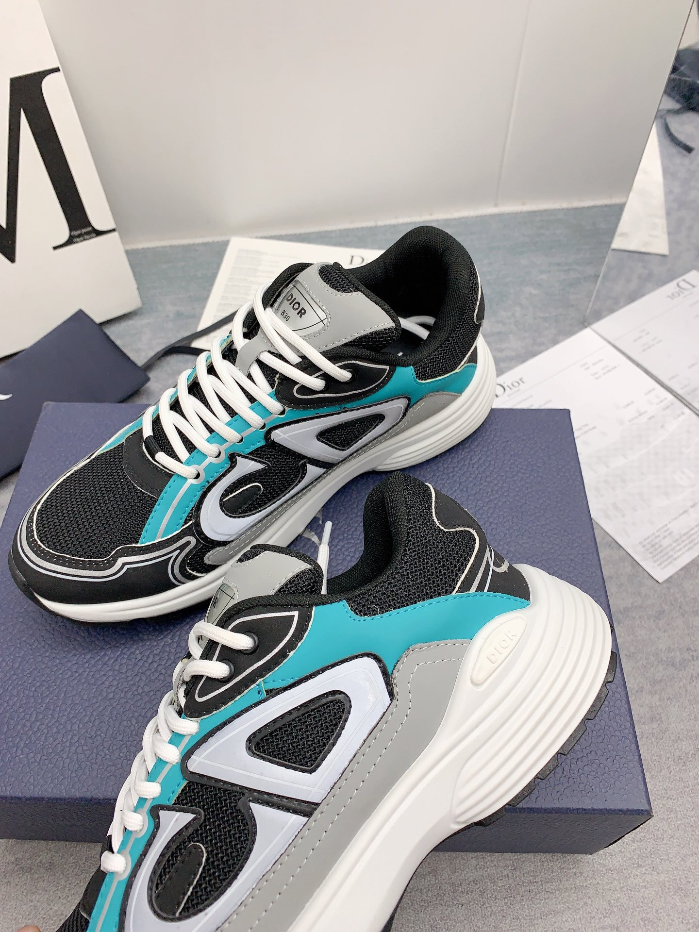 UA Dior B30 Anthracite Gray