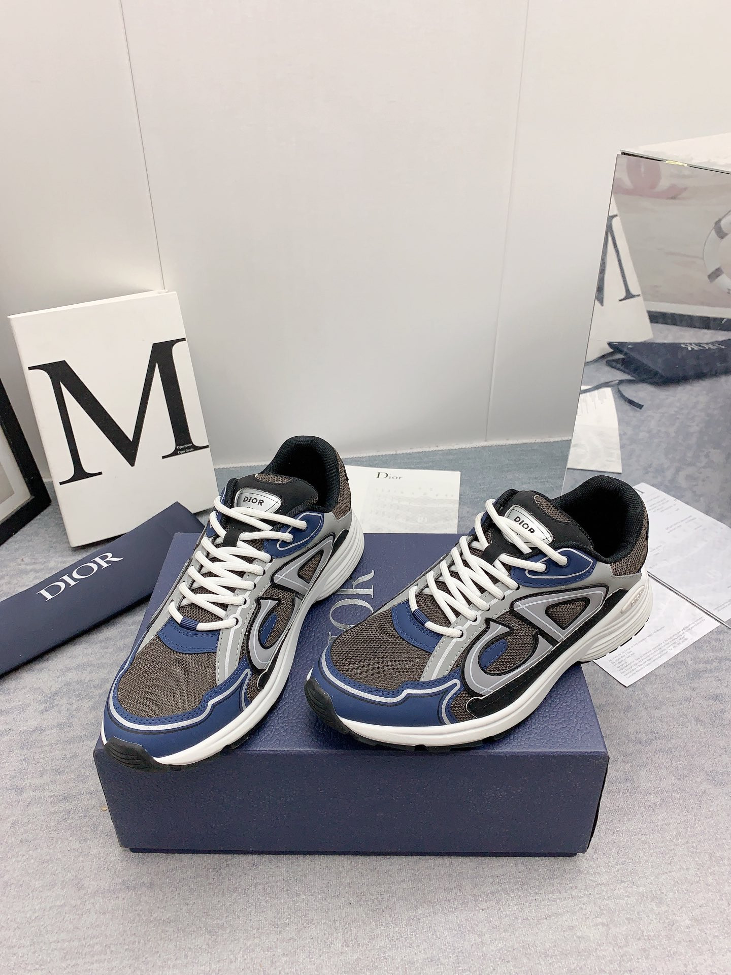 UA Dior B30 Sneaker Anthracite Gray Mesh and Black Blue and Dior Gray Technical Fabric