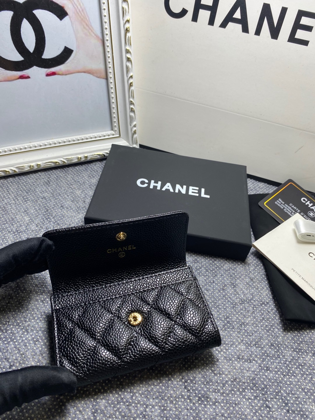 CHANEL CARD HOLDER 11.3 x 7.5 x 2.5 cm