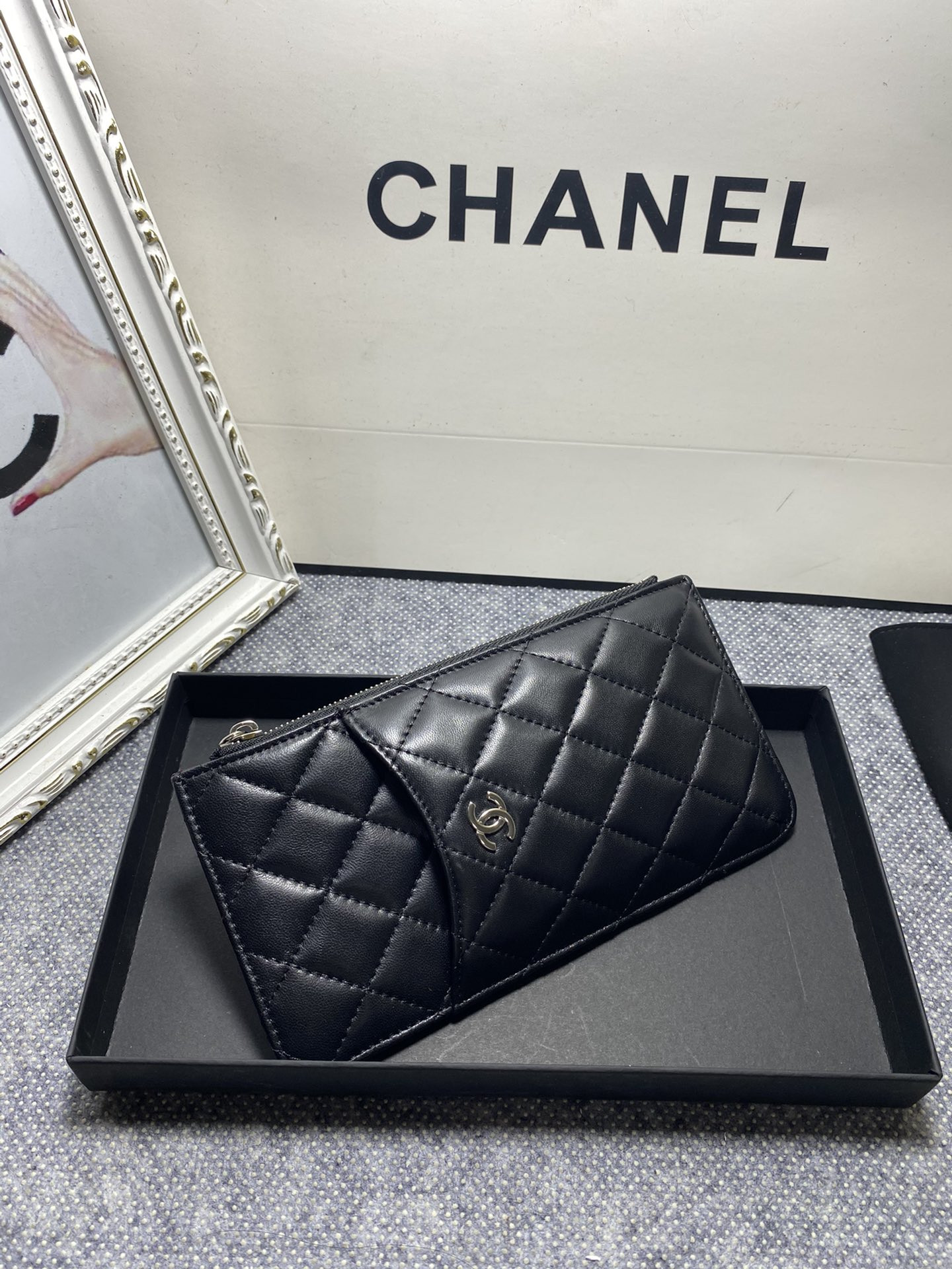 CHANEL LONG ZIPPED WALLET 19-11cm