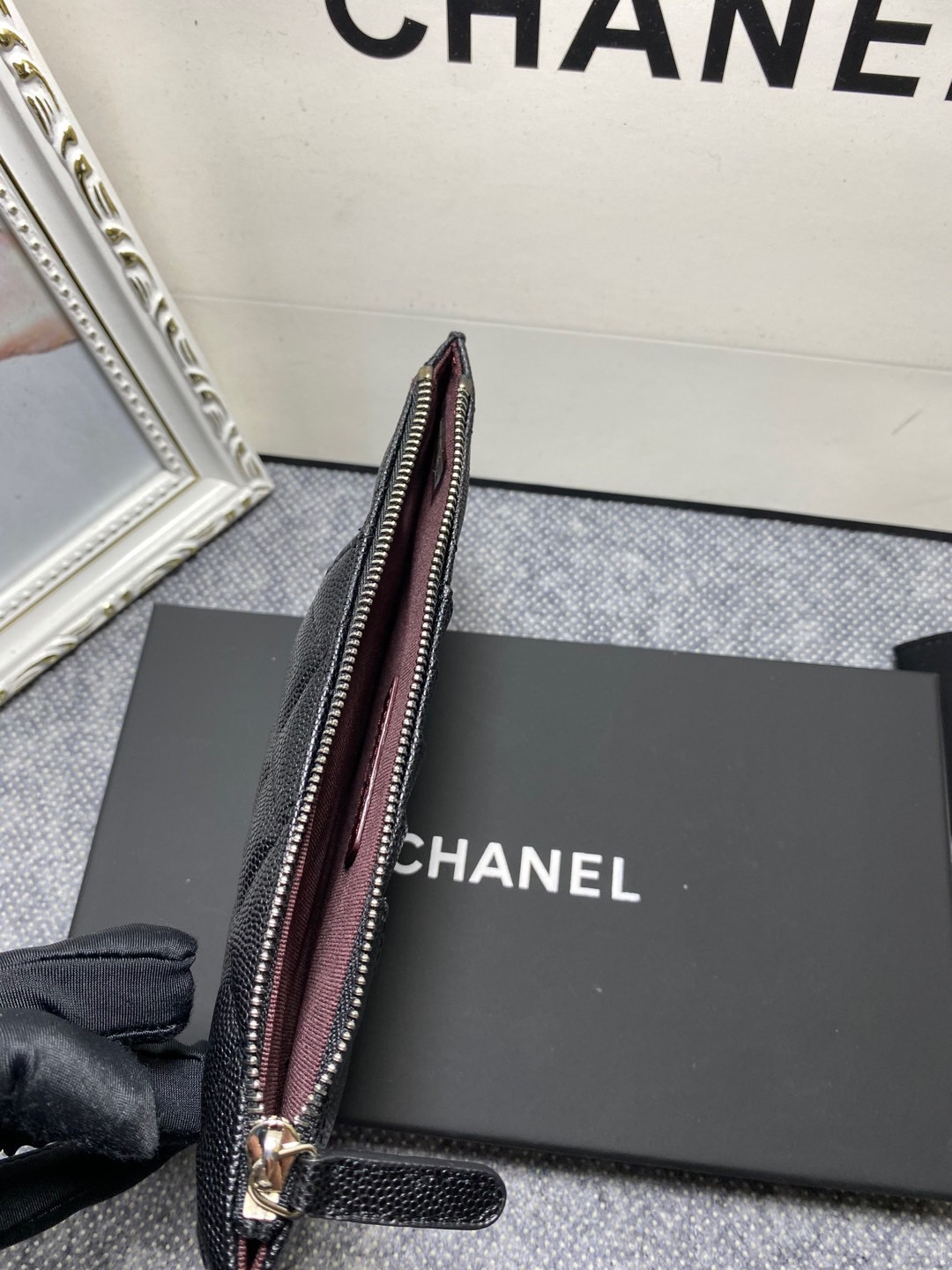 CHANEL LONG ZIPPED WALLET 19-11cm