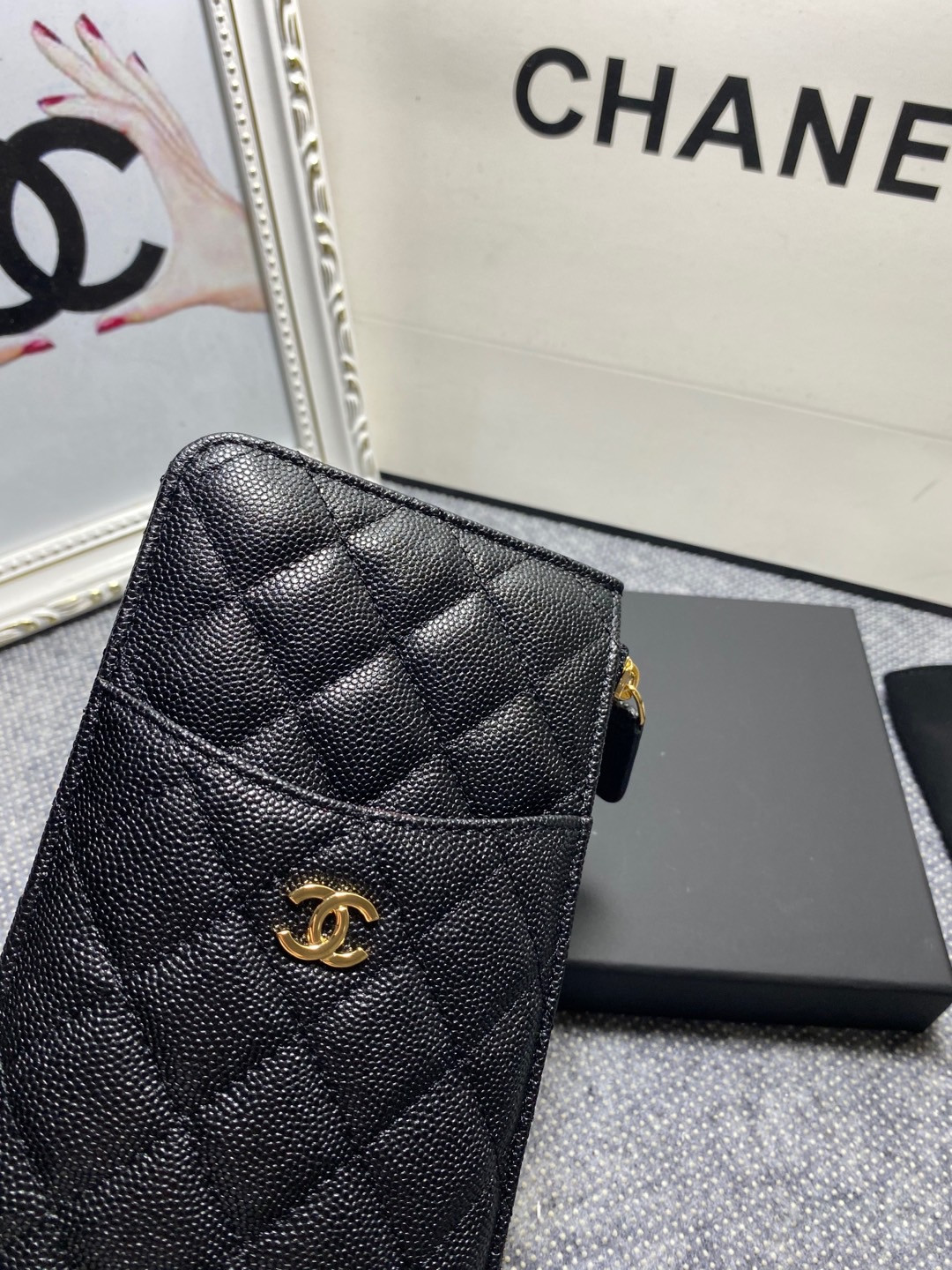 CHANEL LONG ZIPPED WALLET 19-11cm