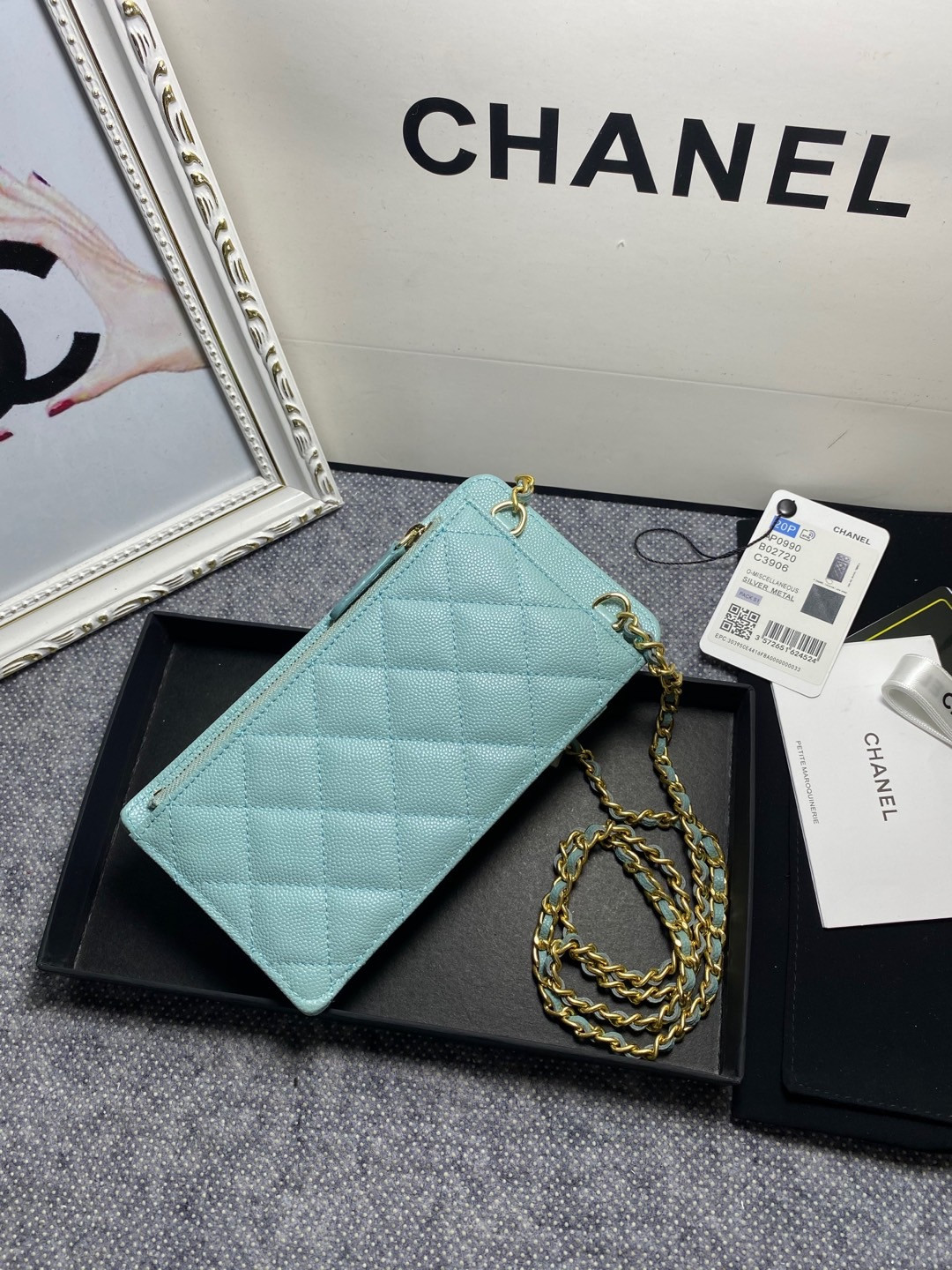 CHANEL LONG ZIPPED WALLET 19-11cm