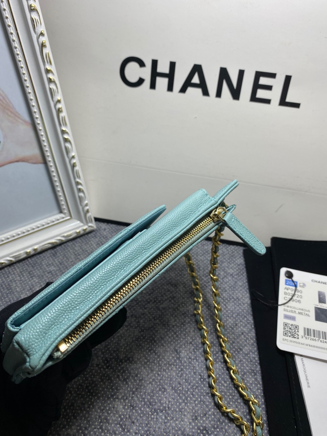 CHANEL LONG ZIPPED WALLET 19-11cm