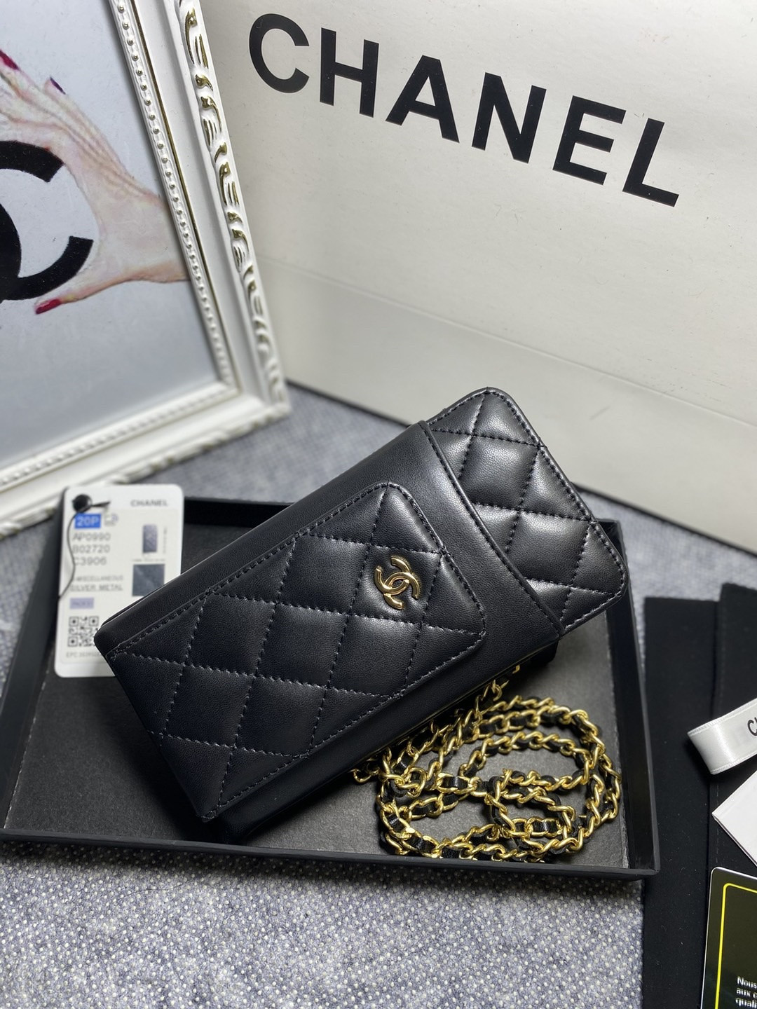 CHANEL LONG ZIPPED WALLET 19-11cm