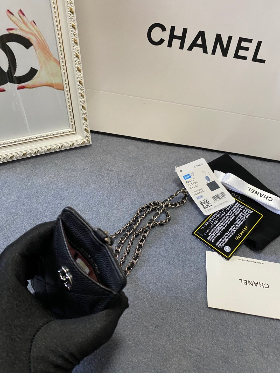 CHANEL CARD HOLDER 10.5 x7 x  0.5cm