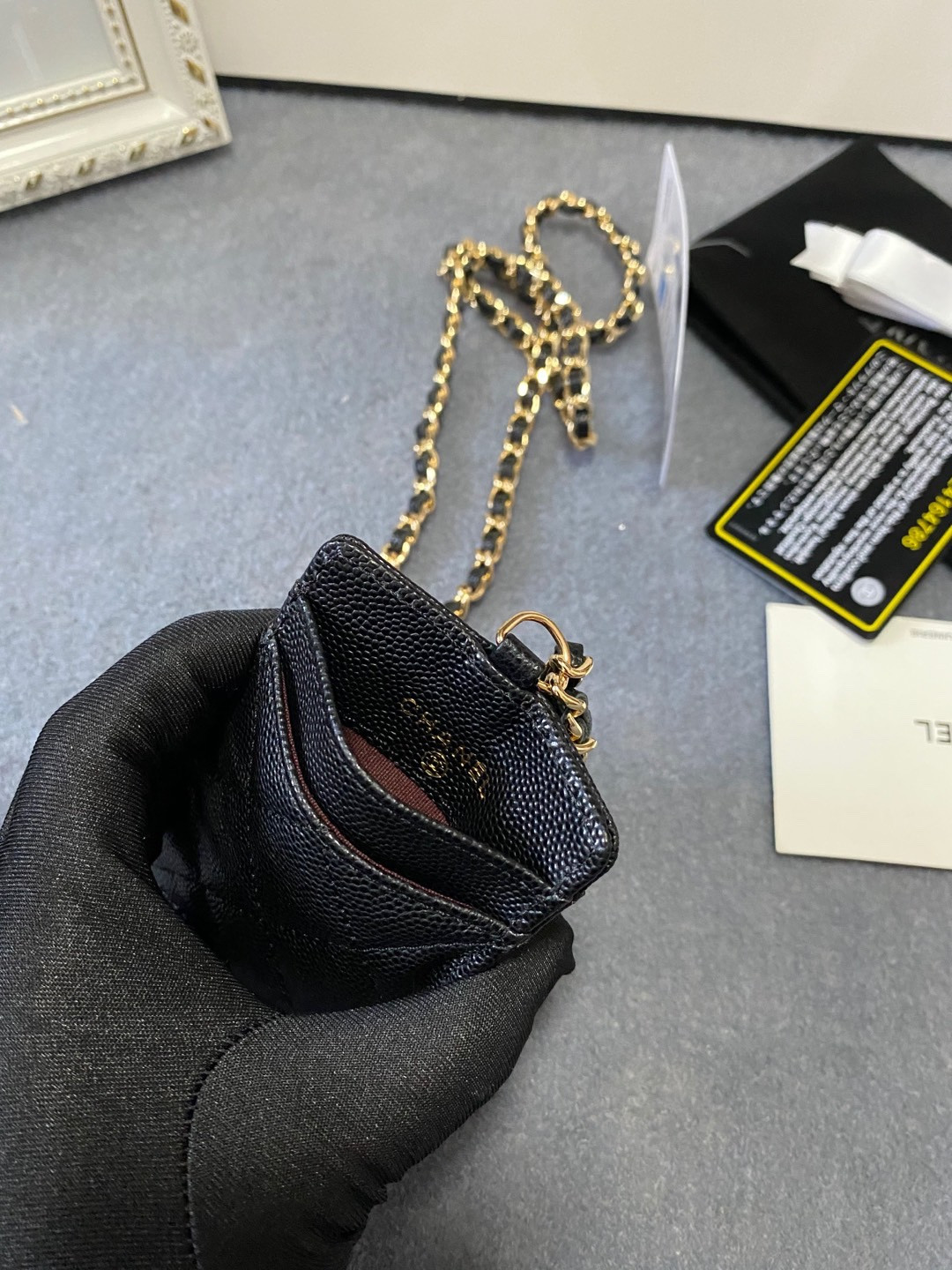 CHANEL CARD HOLDER 10.5 x7 x  0.5cm