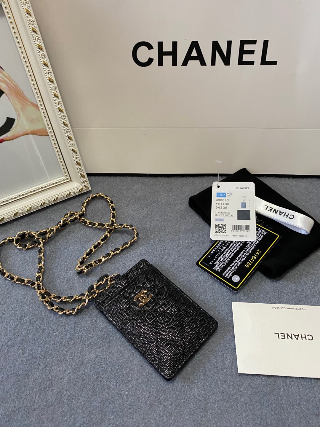 CHANEL CARD HOLDER 10.5 x7 x  0.5cm