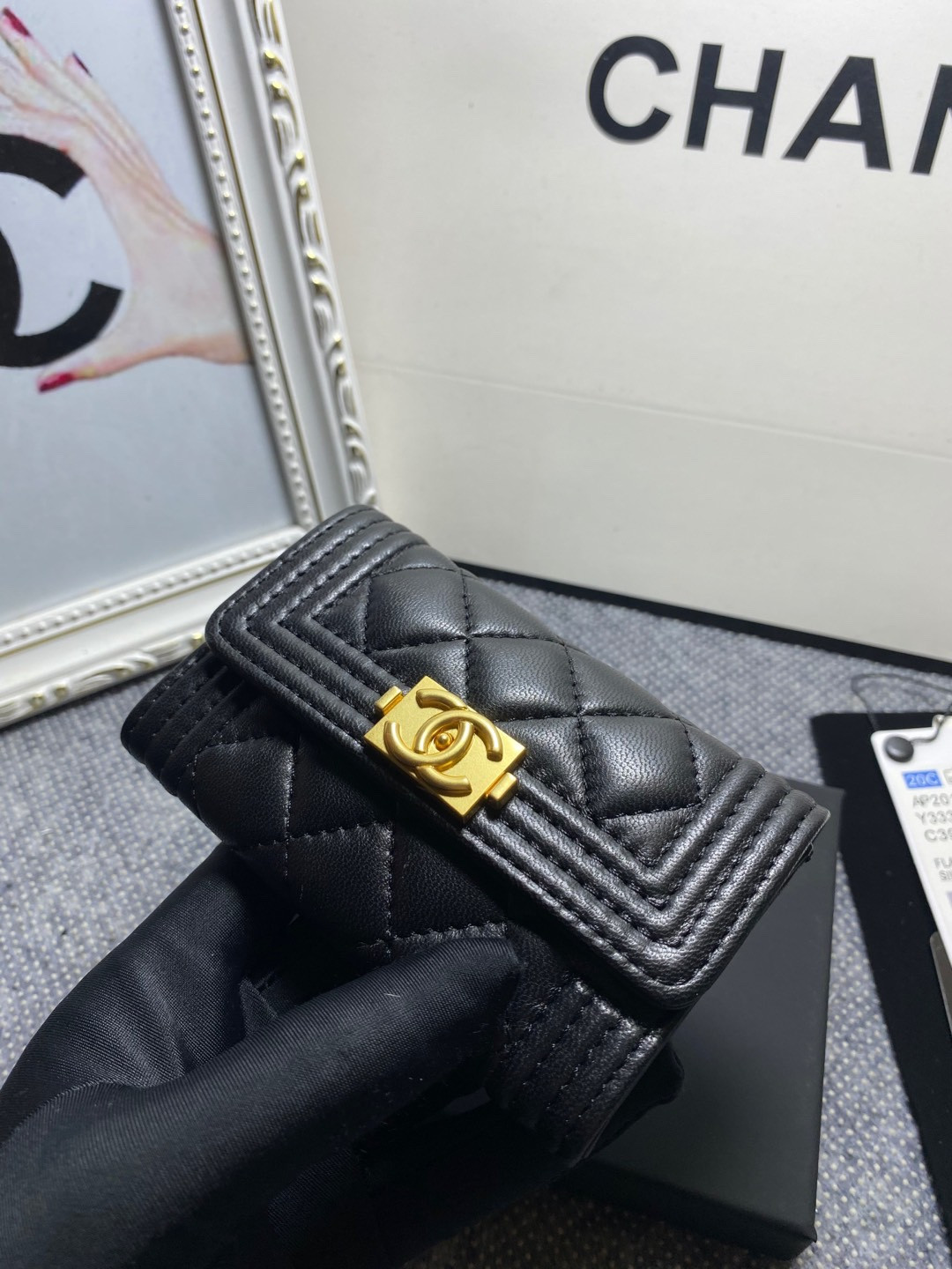 CHANEL FLAP WALLET 12-7CM