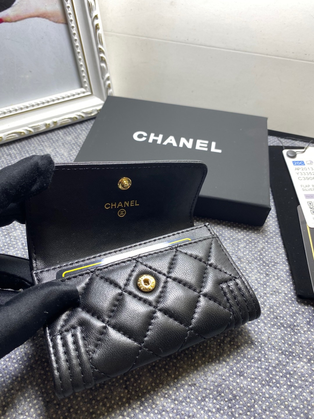 CHANEL FLAP WALLET 12-7CM