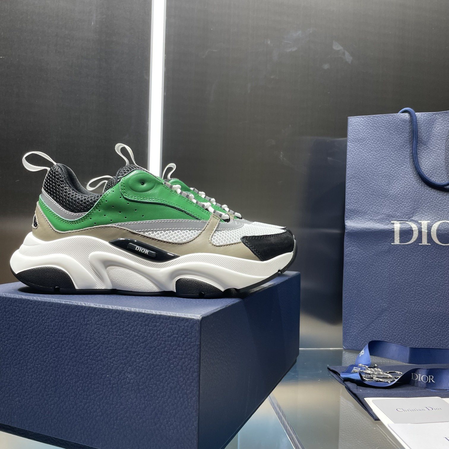 UA Dior B22 green Sneaker