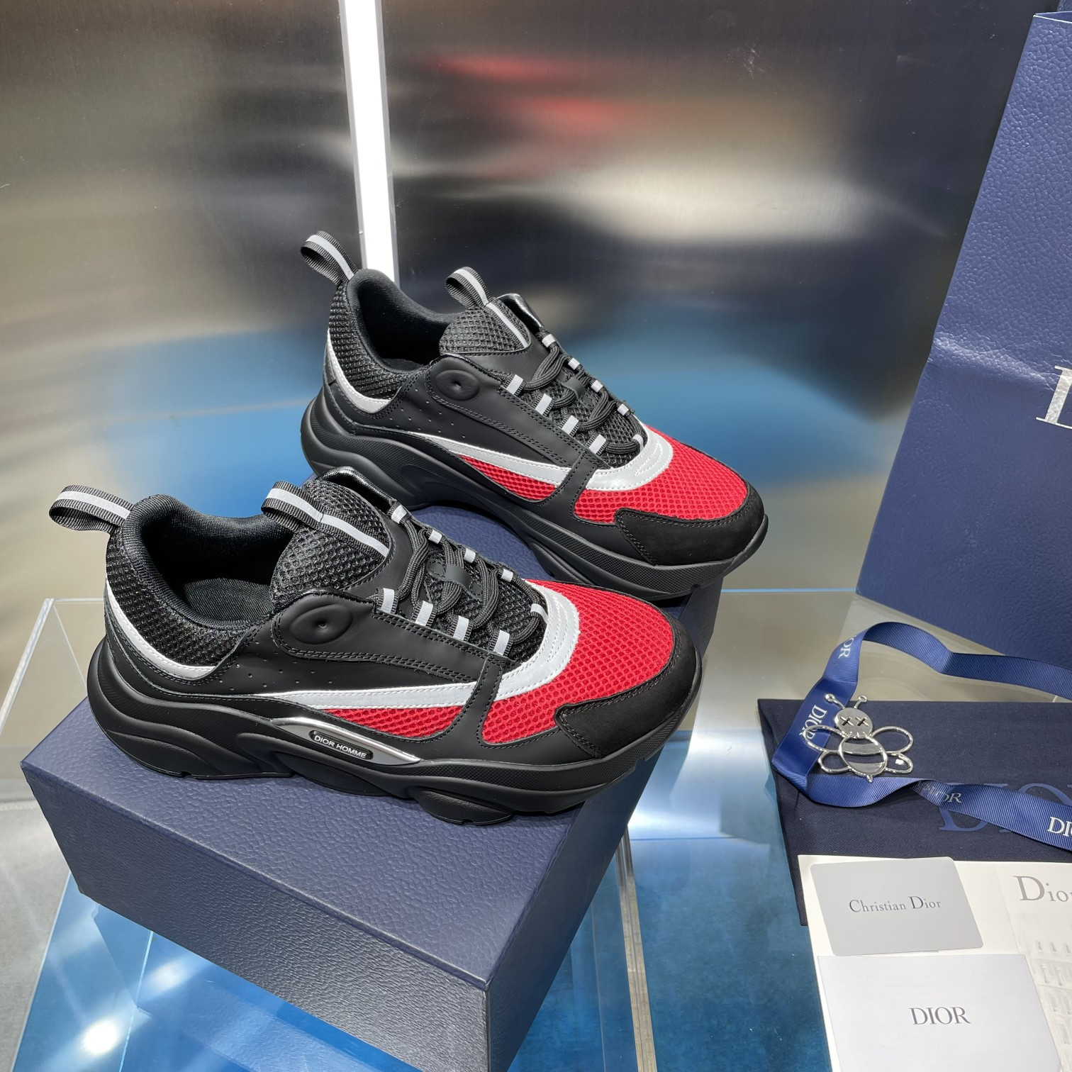 UA Dior B22 black and red Sneaker