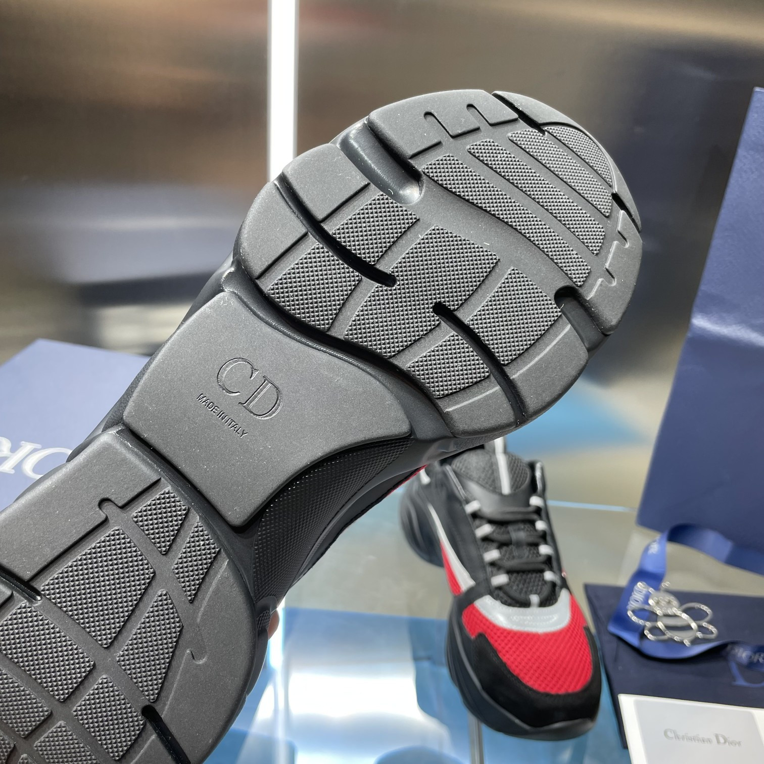 UA Dior B22 black and red Sneaker