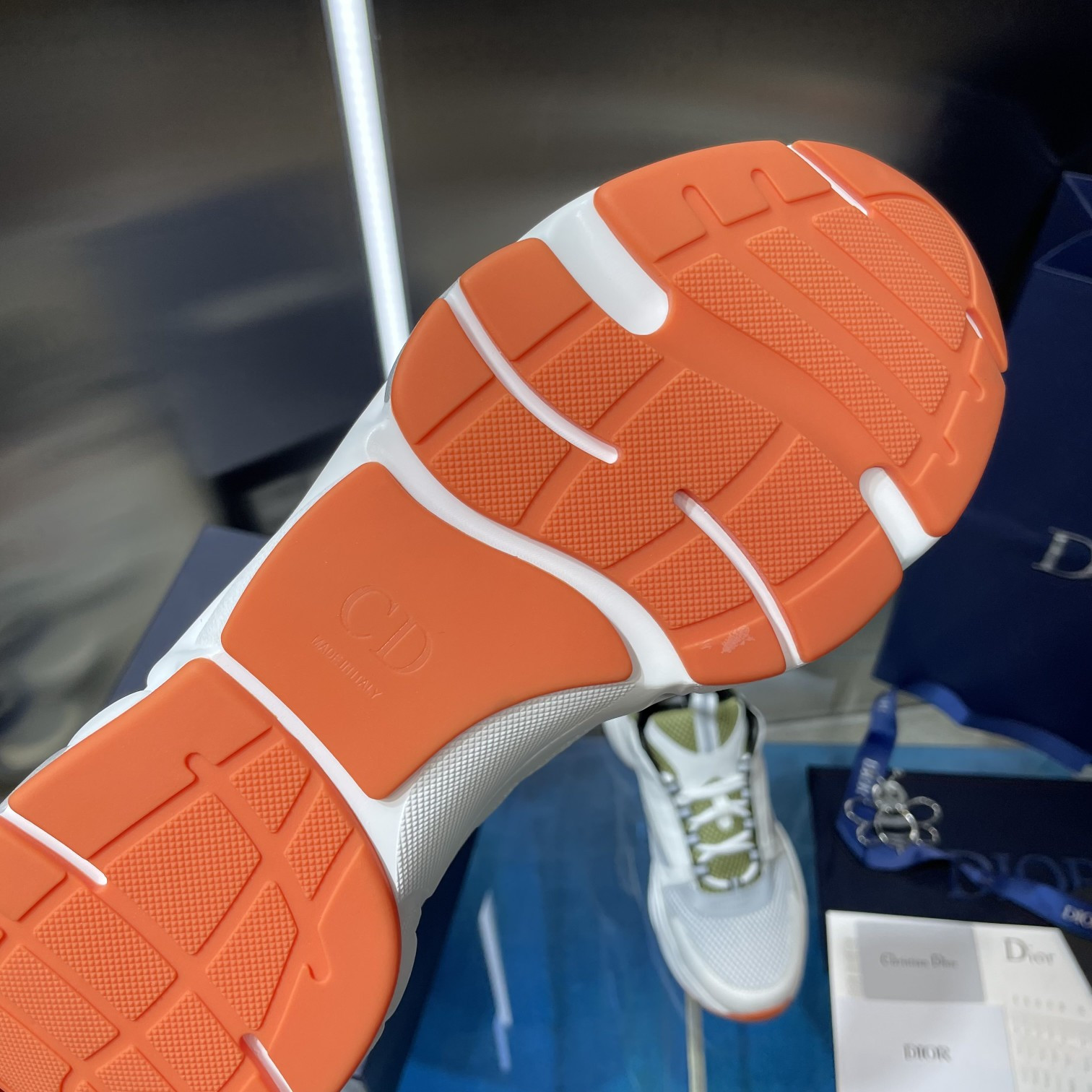 UA Dior B22 white and green Sneaker