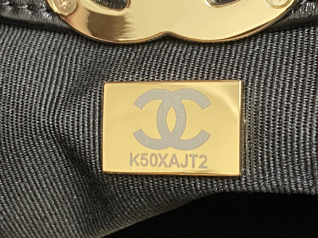 CHANEL  SHOPPING BAG Shiny Lambskin & Gold-Tone Metal Black 35x39x8cm