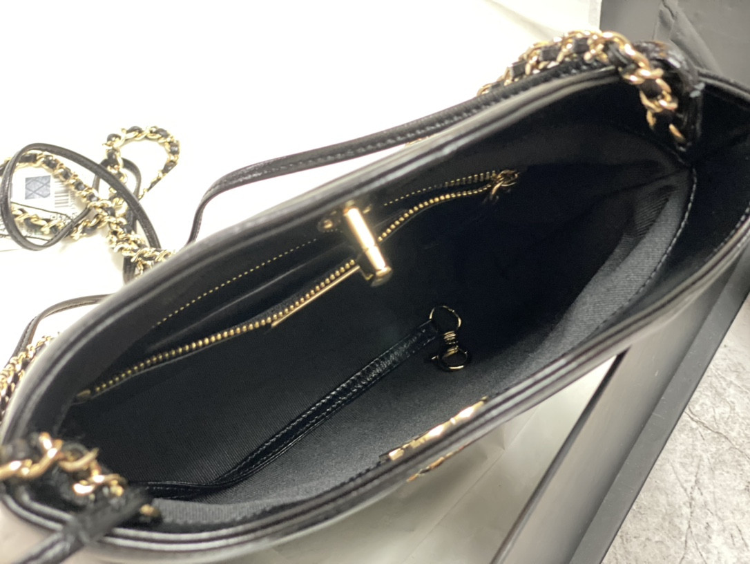 CHANEL MINI SHOPPING BAG Shiny Lambskin & Gold-Tone Metal Black 22x23x5.5cm