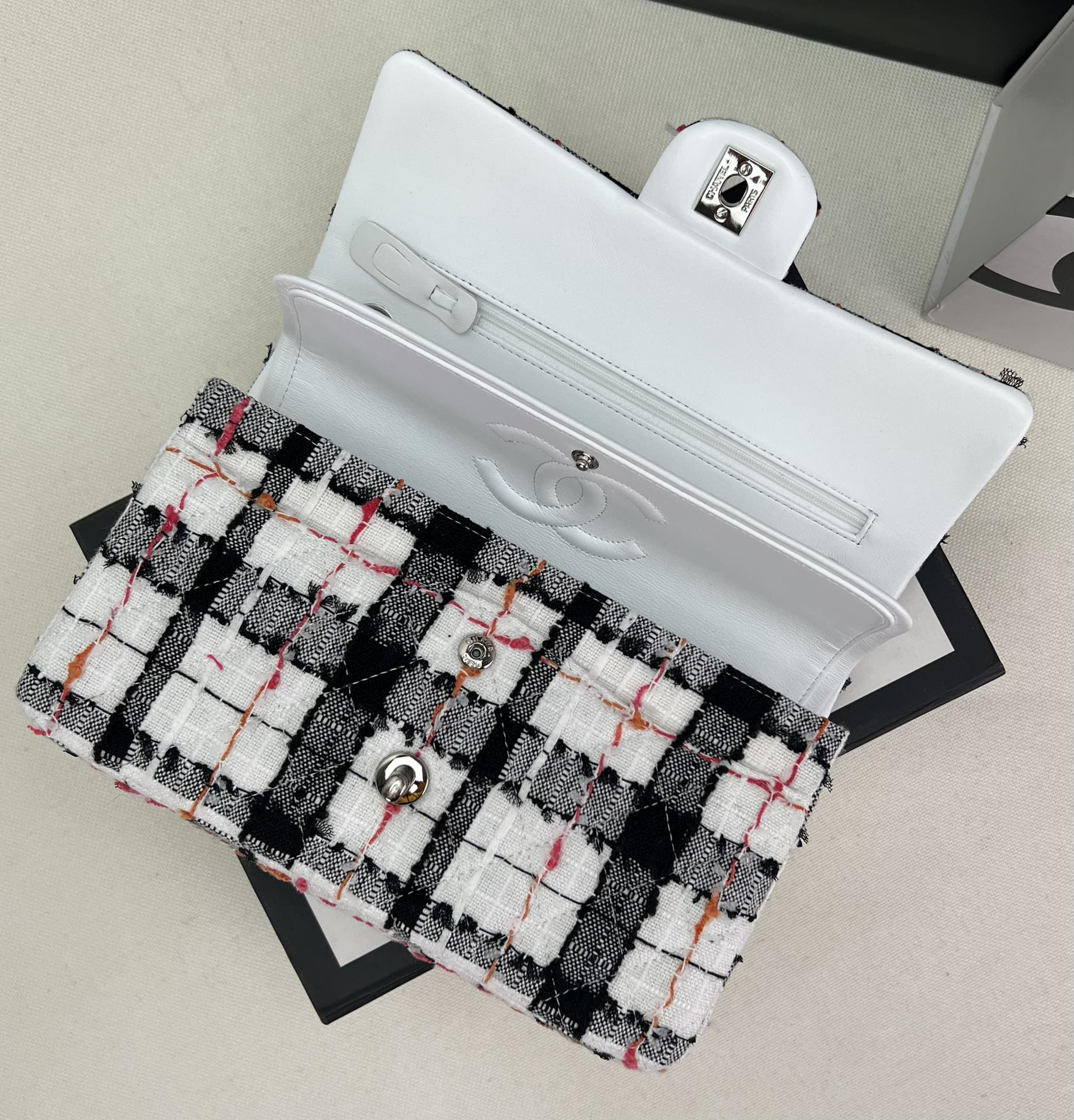 CHANEL CLASSIC 11.12 HANDBAG Tweed & Silver-Tone Metal   6 × 9.9 × 2.5 in