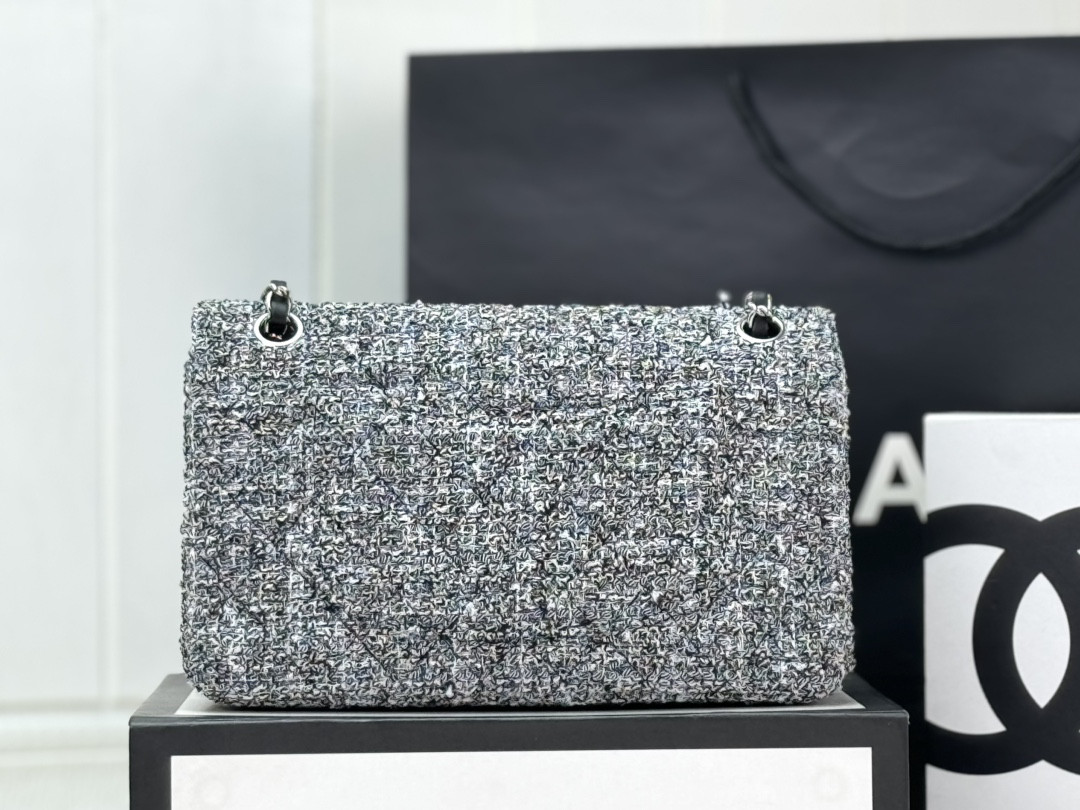 CHANEL CLASSIC 11.12 HANDBAG Tweed & Silver-Tone Metal 6 × 9.9 × 2.5 in