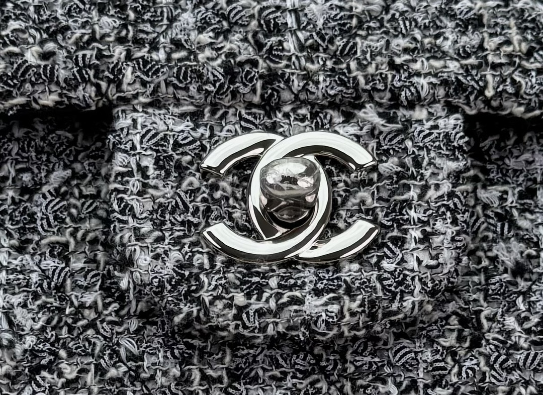 CHANEL CLASSIC 11.12 HANDBAG Tweed & Silver-Tone Metal 6 × 9.9 × 2.5 in