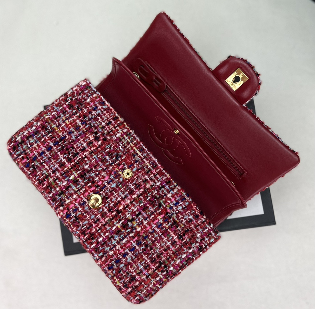 CHANEL CLASSIC 11.12 HANDBAG Tweed & Gold-Tone Metal 6 × 9.9 × 2.5 in