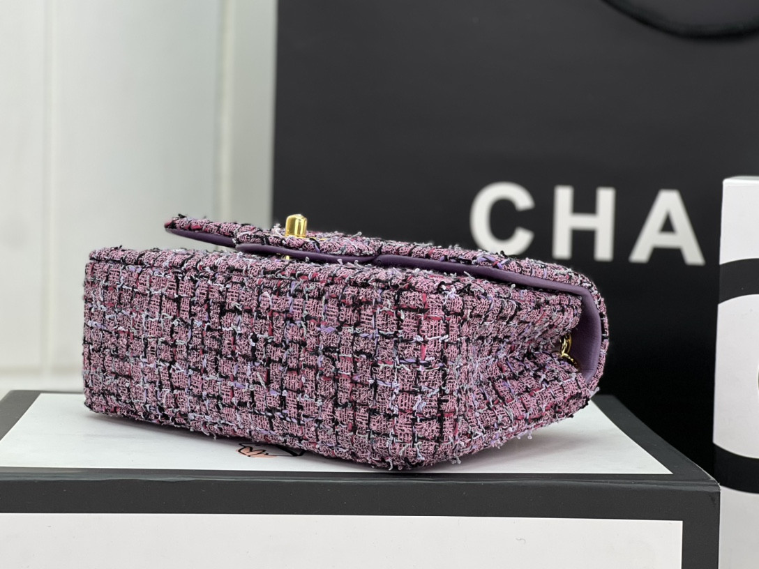 CHANEL MINI CLASSIC 11.12 HANDBAG Tweed & Gold-Tone Metal 4.7 × 7.8 × 2.3 in