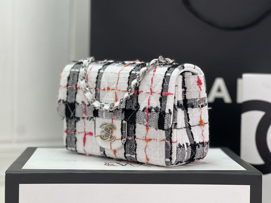 CHANEL MINI CLASSIC 11.12 HANDBAG Tweed & Silver-Tone Metal 4.7 × 7.8 × 2.3 in