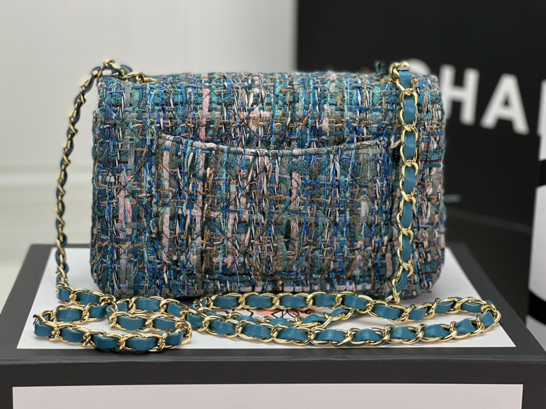 CHANEL MINI CLASSIC 11.12 HANDBAG Tweed & Gold-Tone Metal 4.7 × 7.8 × 2.3 in